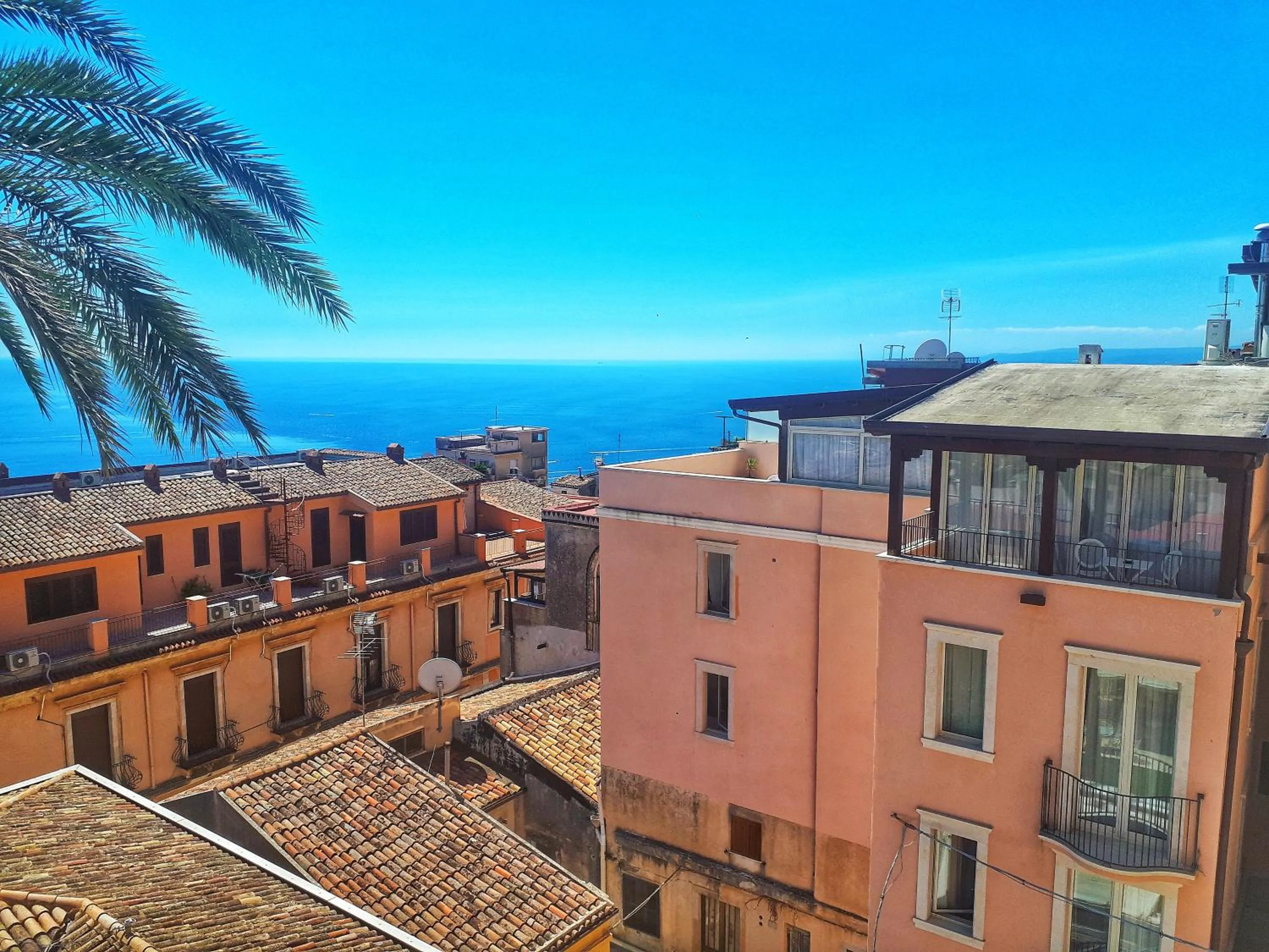 Property building in Hotel Le Chevalier