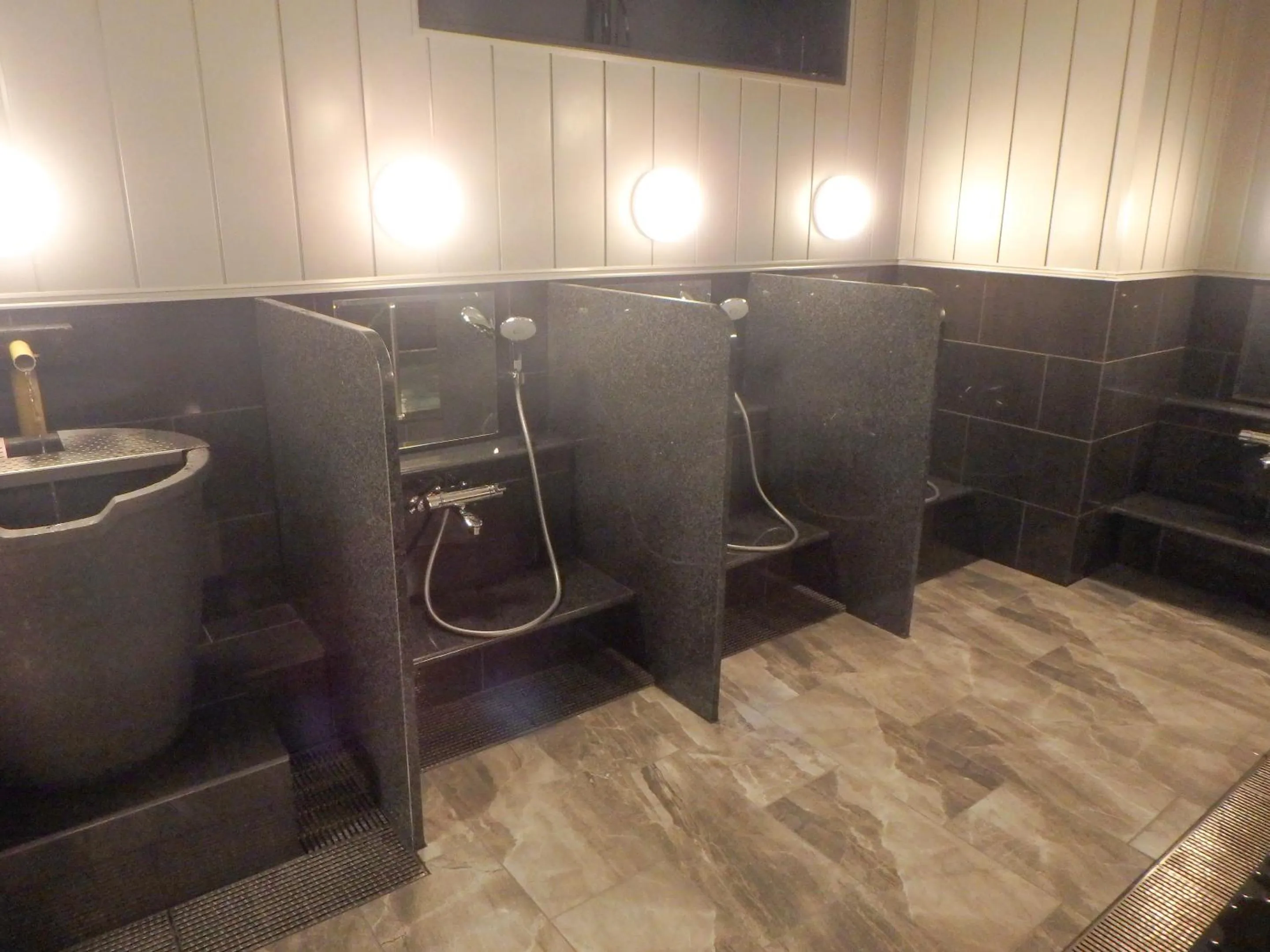 Shower in Hotel Livemax Premium Nagano Ekimae