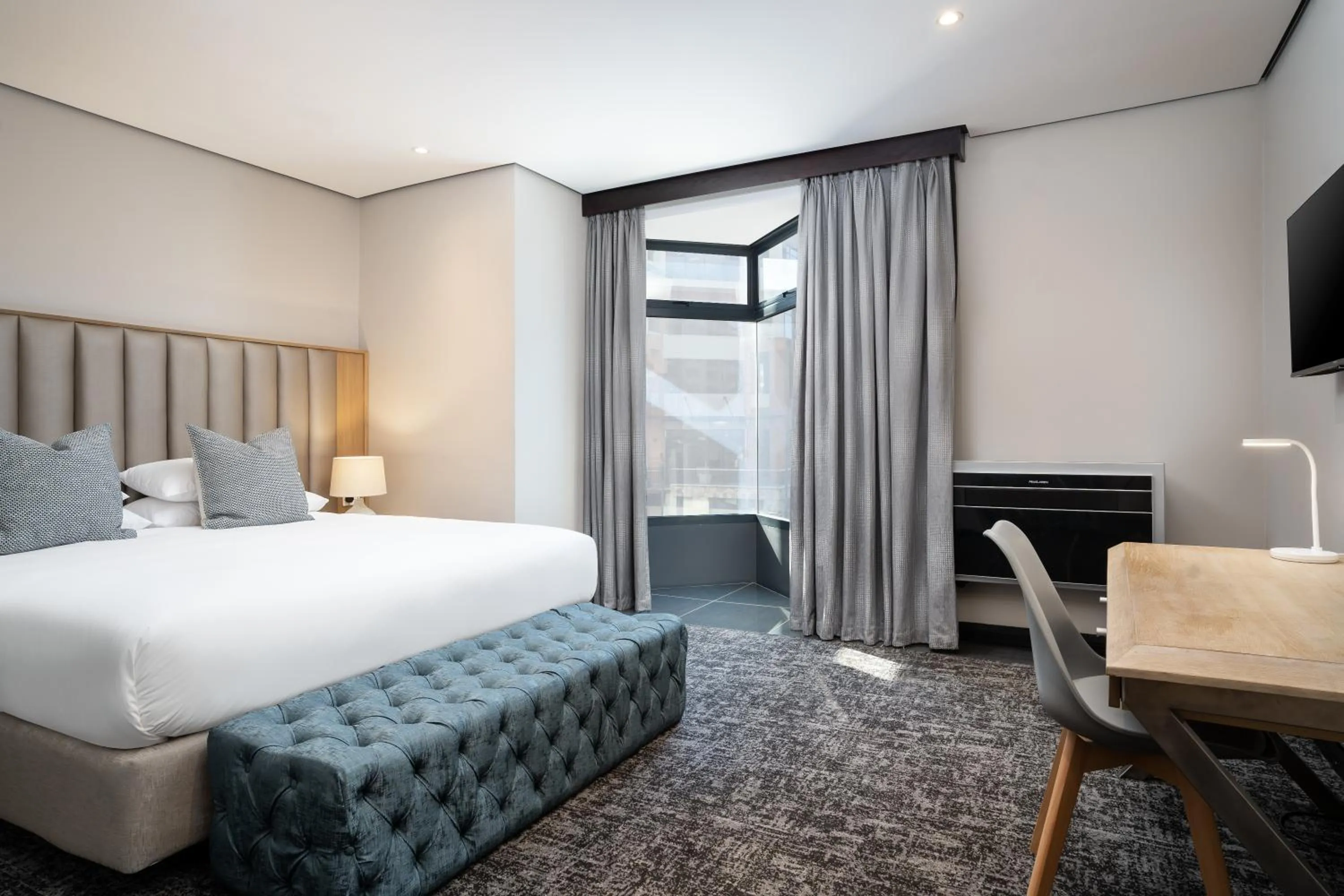 Bed in Premier Splendid Inn Umhlanga