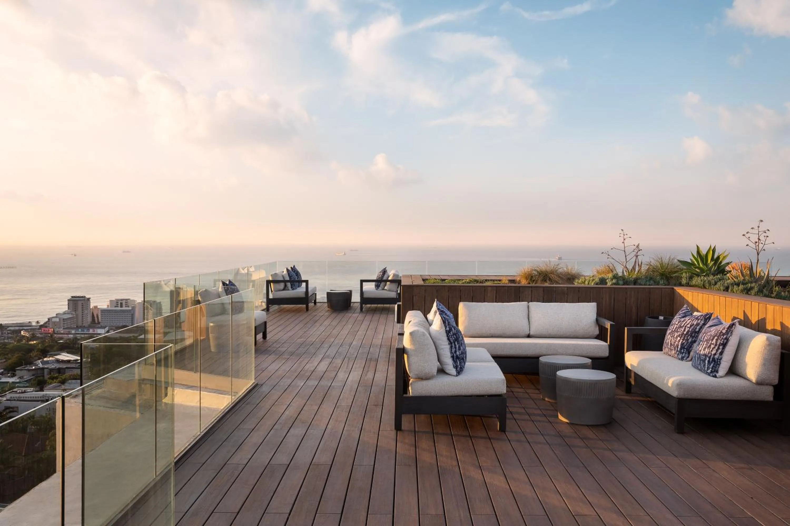 Patio in Premier Splendid Inn Umhlanga