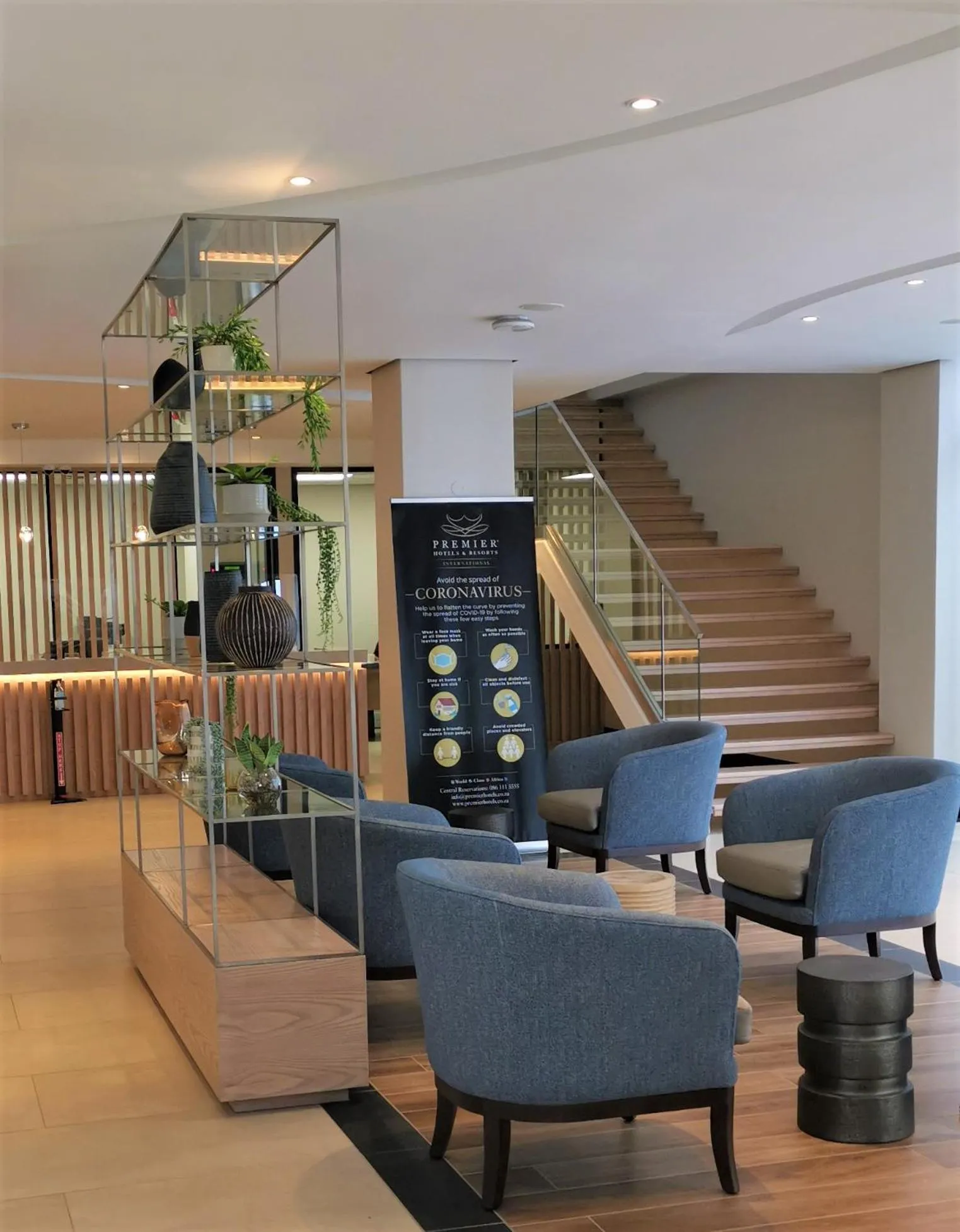 Lobby or reception in Premier Splendid Inn Umhlanga