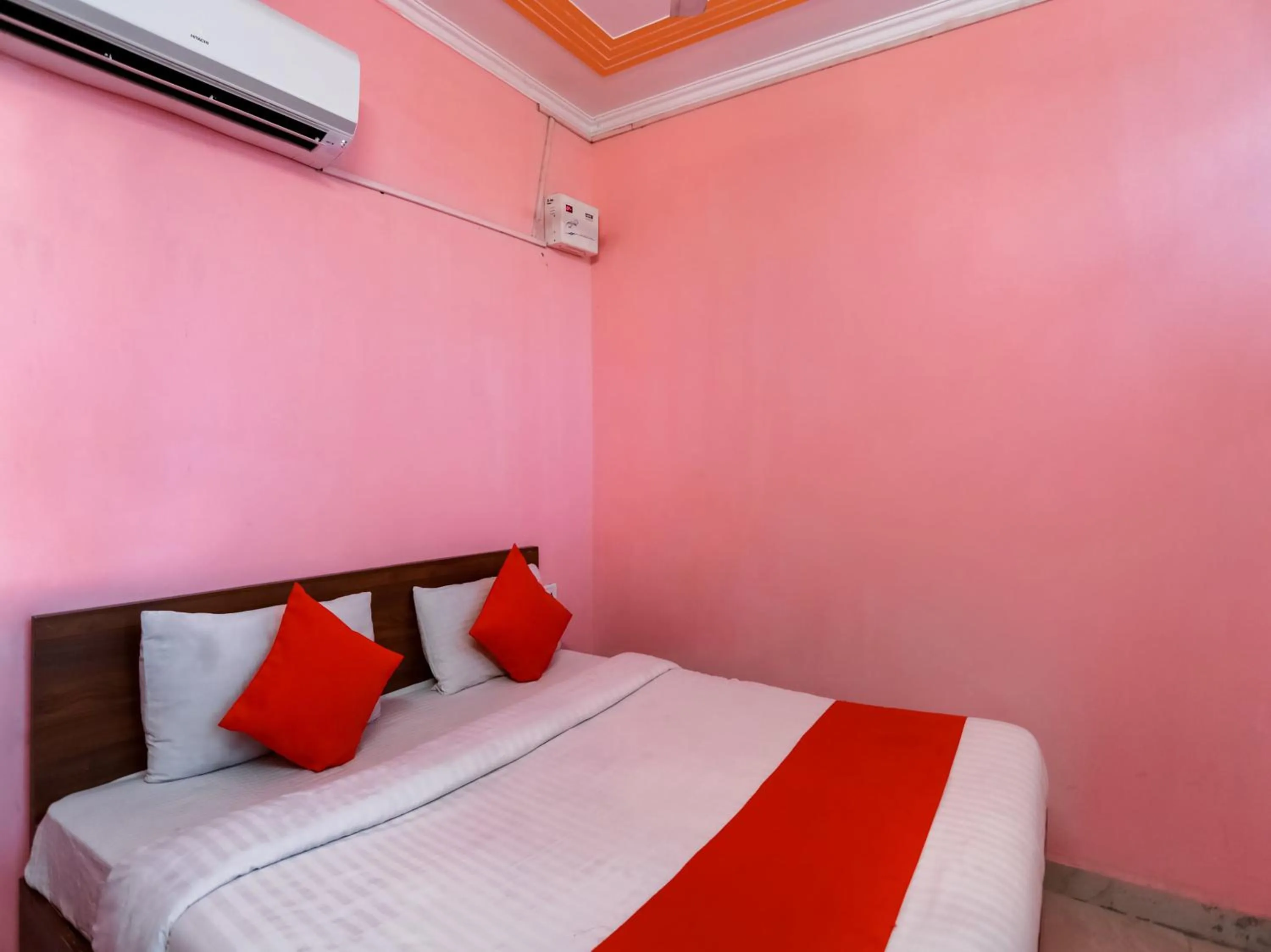 Bedroom, Bed in Bandral Residency