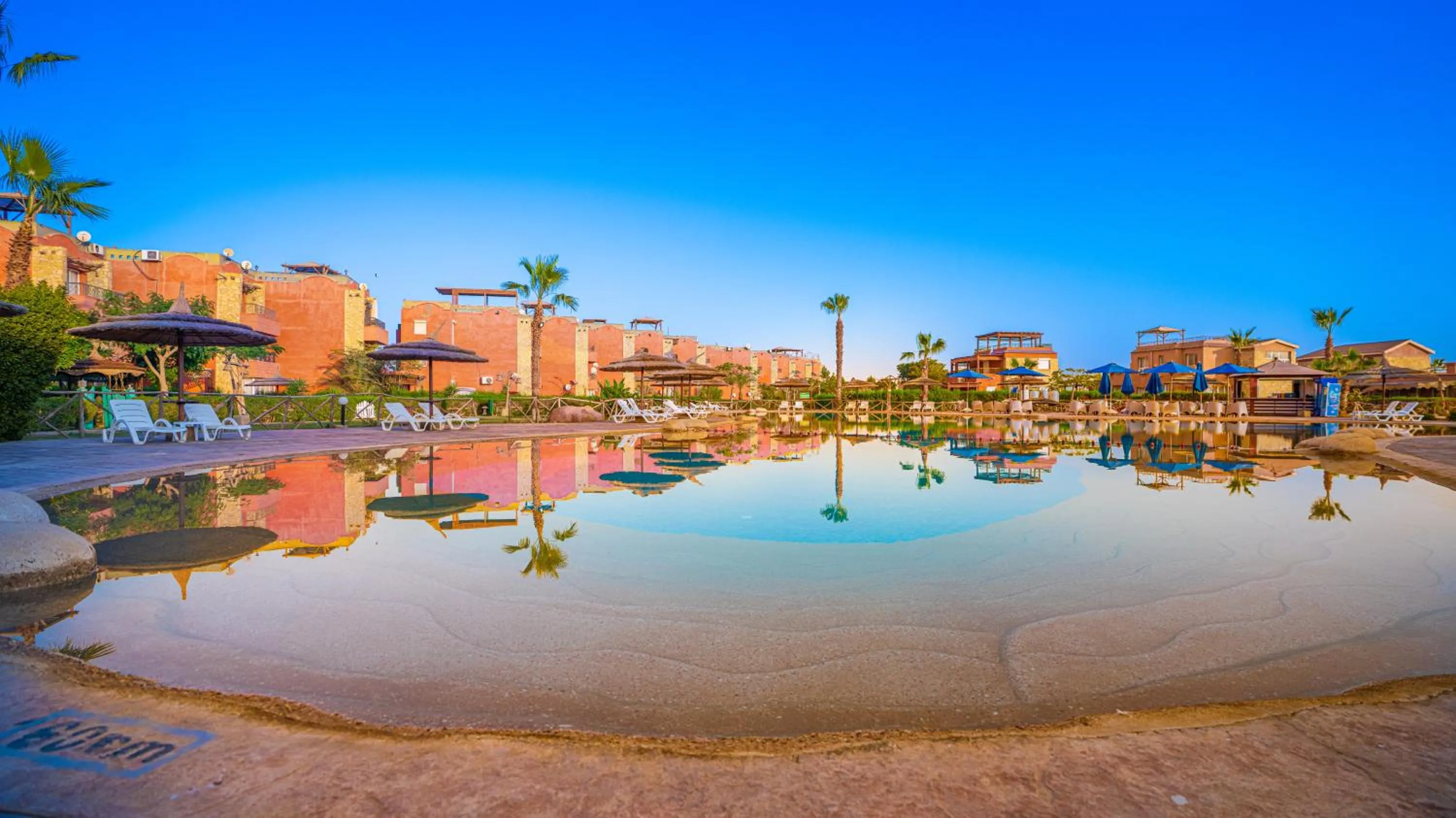 Swimming pool in Marina Wadi Degla Hotel