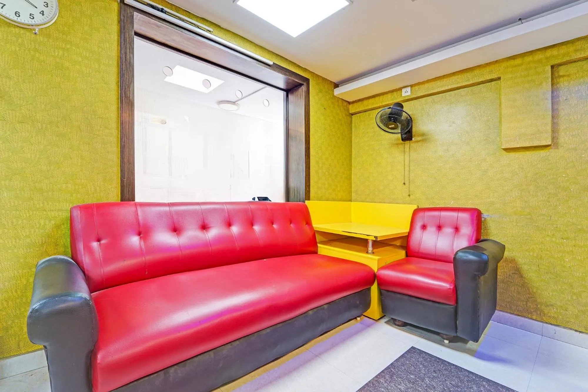 Seating area in Via Maruthi