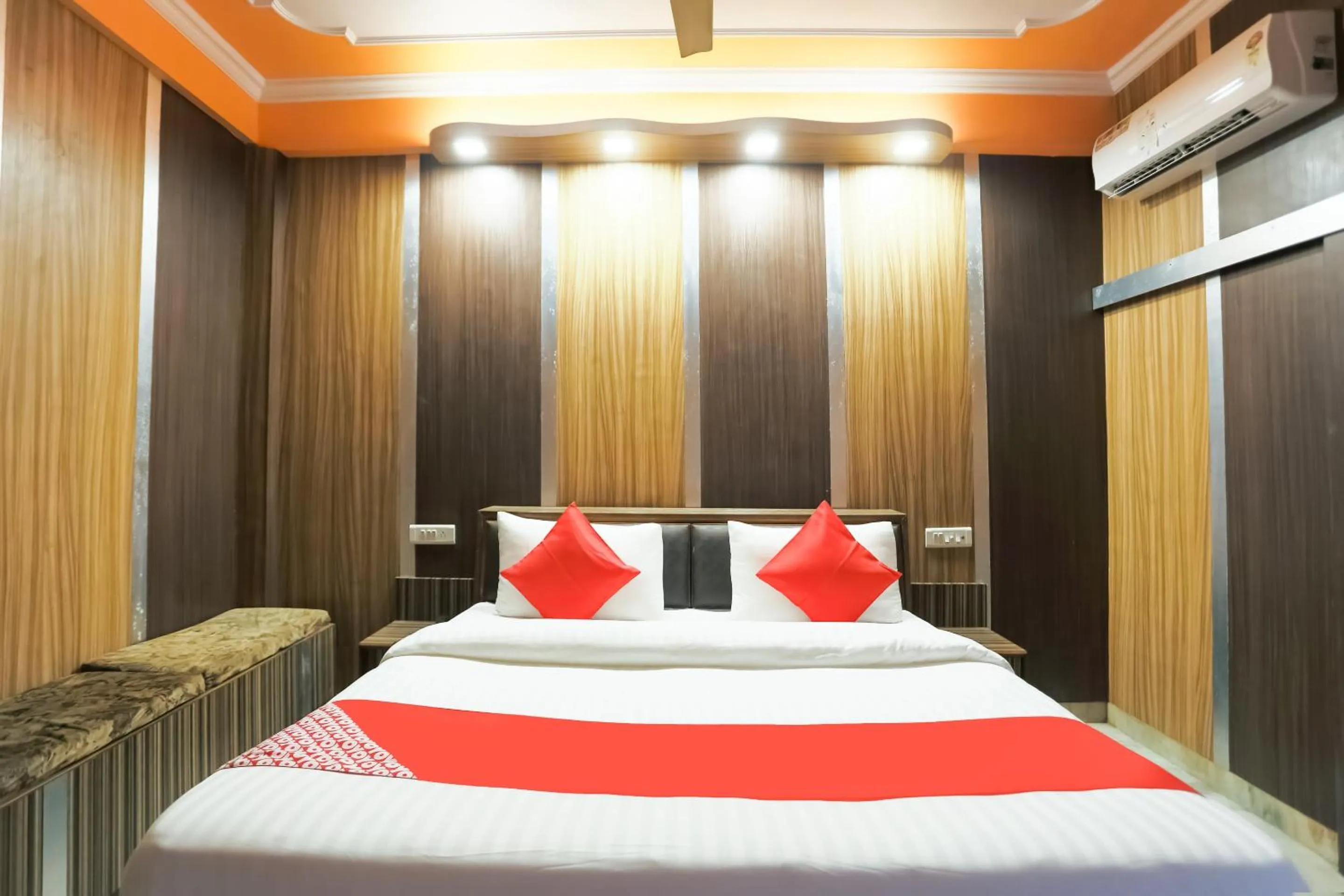 Bedroom, Bed in Collection O Nimisha Jail Rd