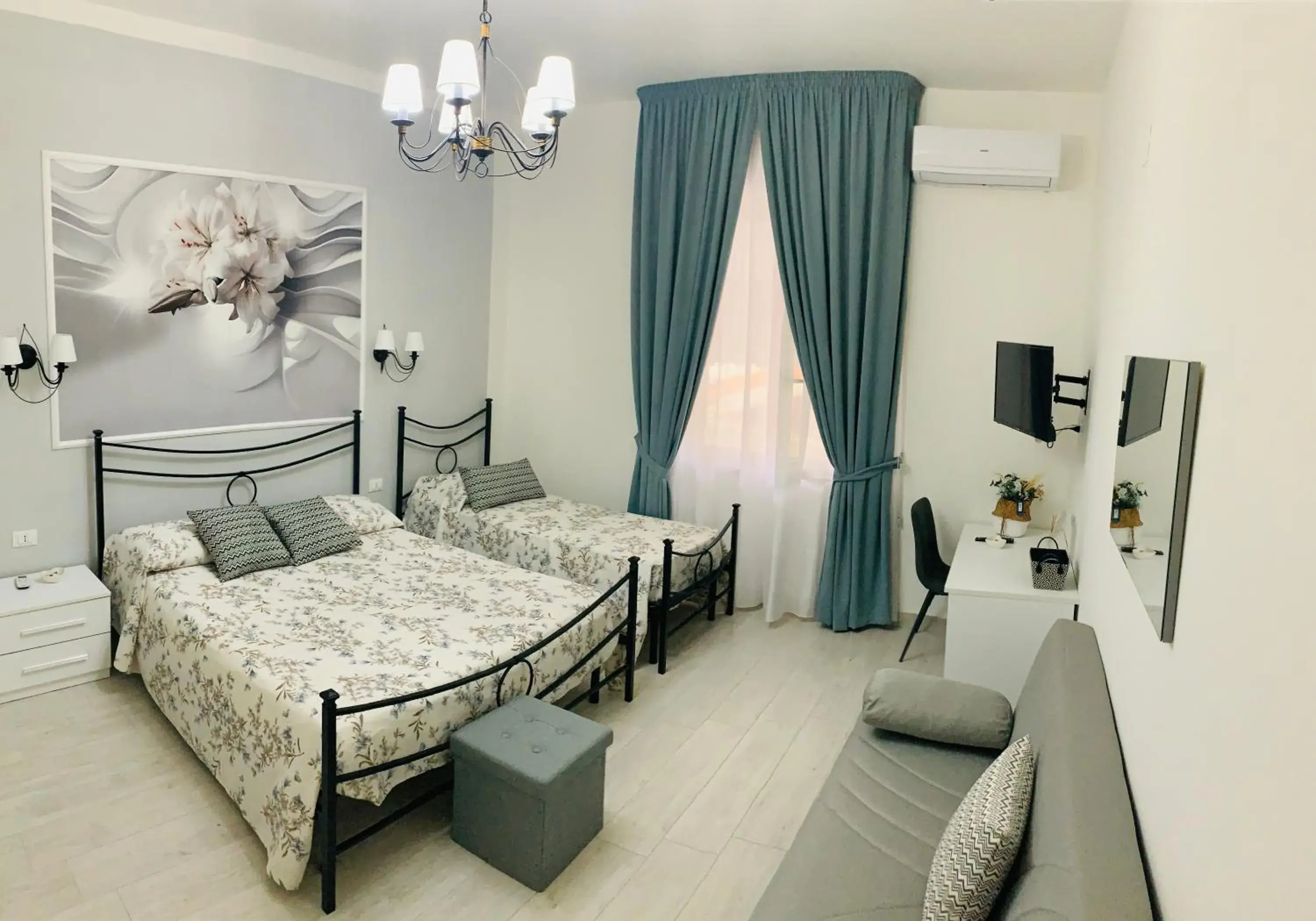 Triple Room in B&B Birillo Triple Room in B&B Birillo