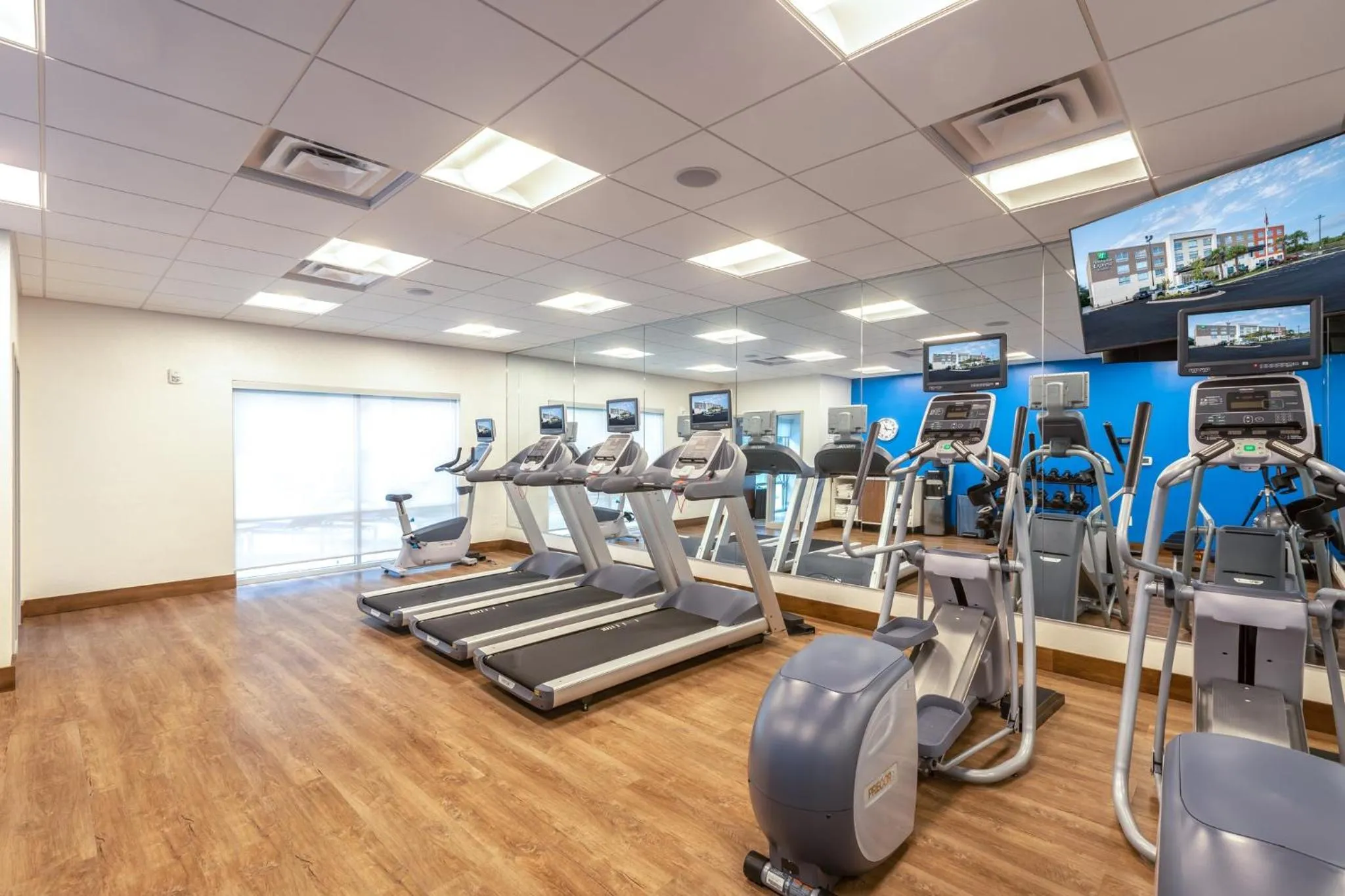 Fitness centre/facilities in Holiday Inn Express & Suites - Rock Hill by IHG