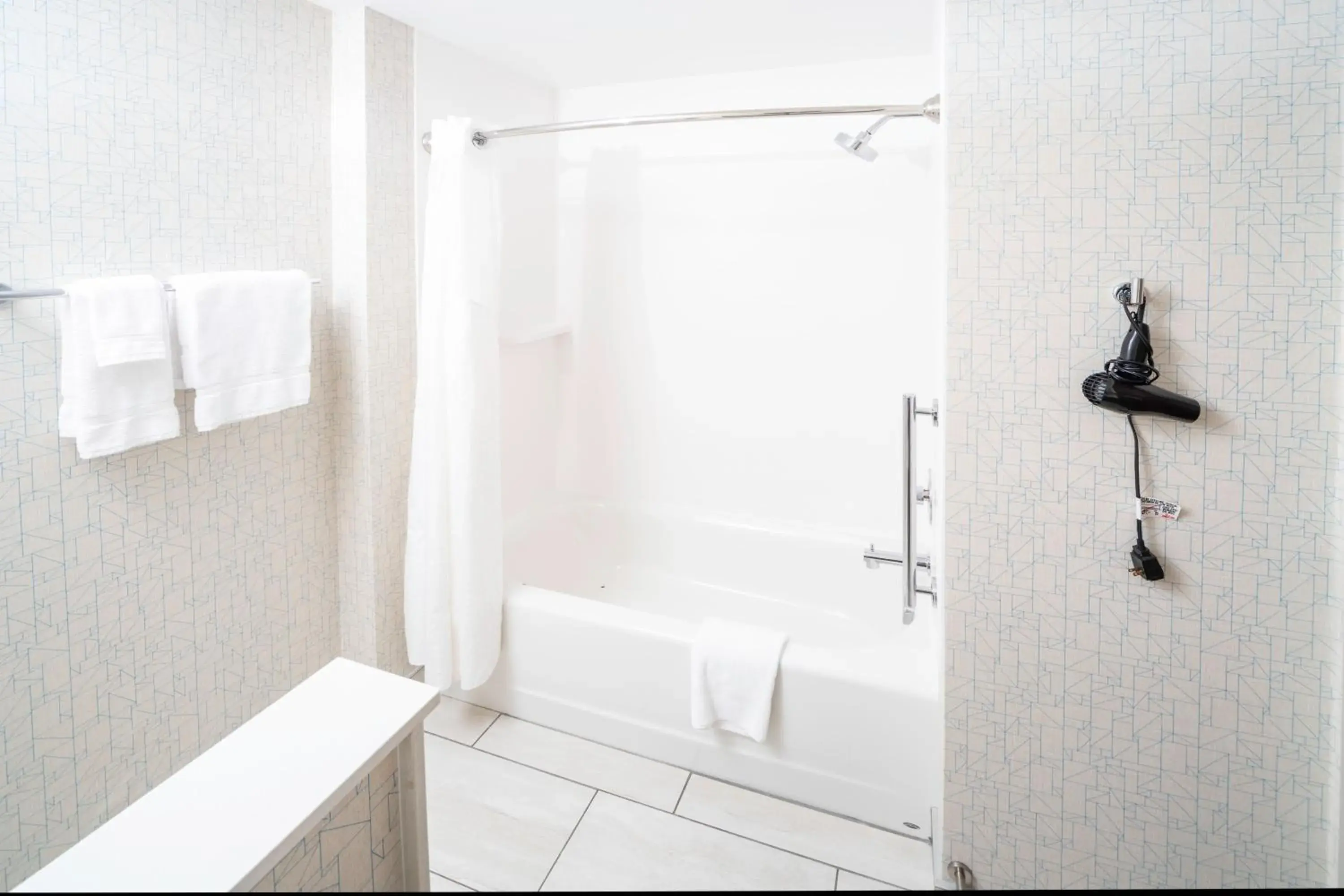 Double Room with Two Double Beds - Hearing Accessible/Non-Smoking in Holiday Inn Express & Suites - Rock Hill by IHG Double Room with Two Double Beds - Hearing Accessible/Non-Smoking in Holiday Inn Express & Suites - Rock Hill by IHG