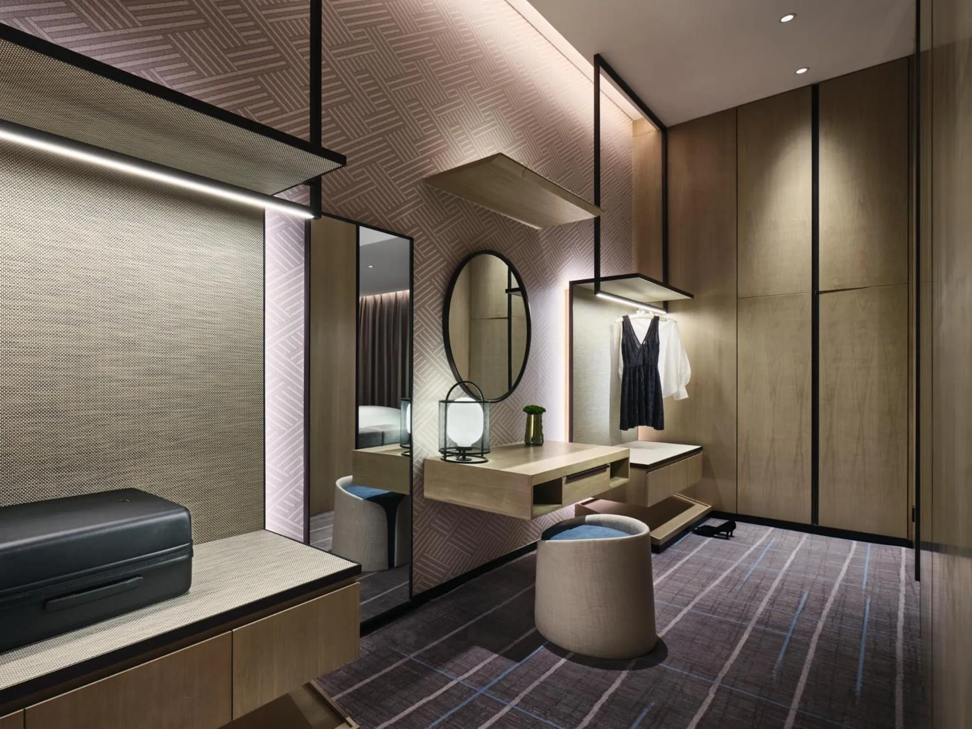wardrobe in Crowne Plaza Qidong by IHG