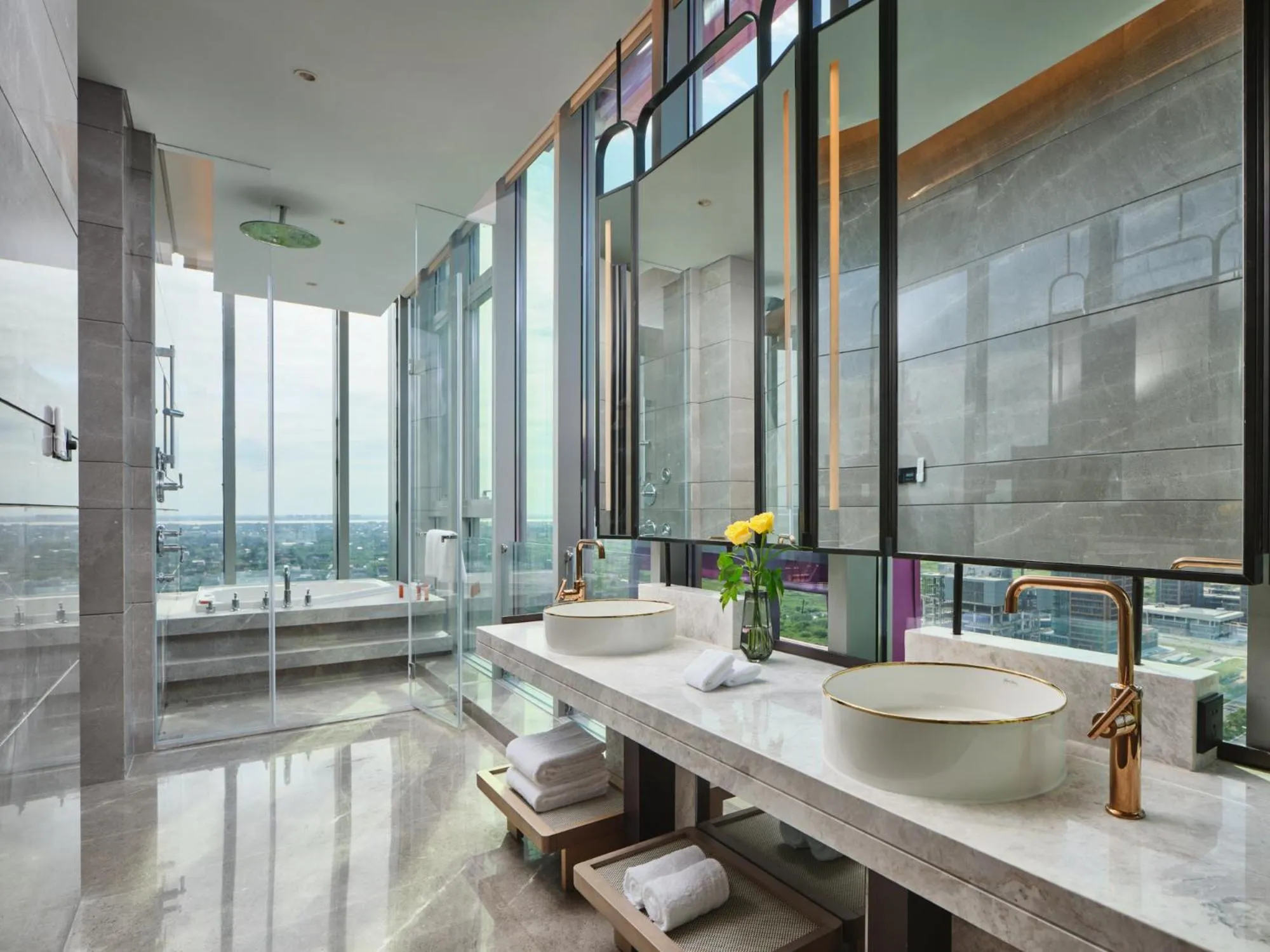 Toilet in Crowne Plaza Qidong by IHG