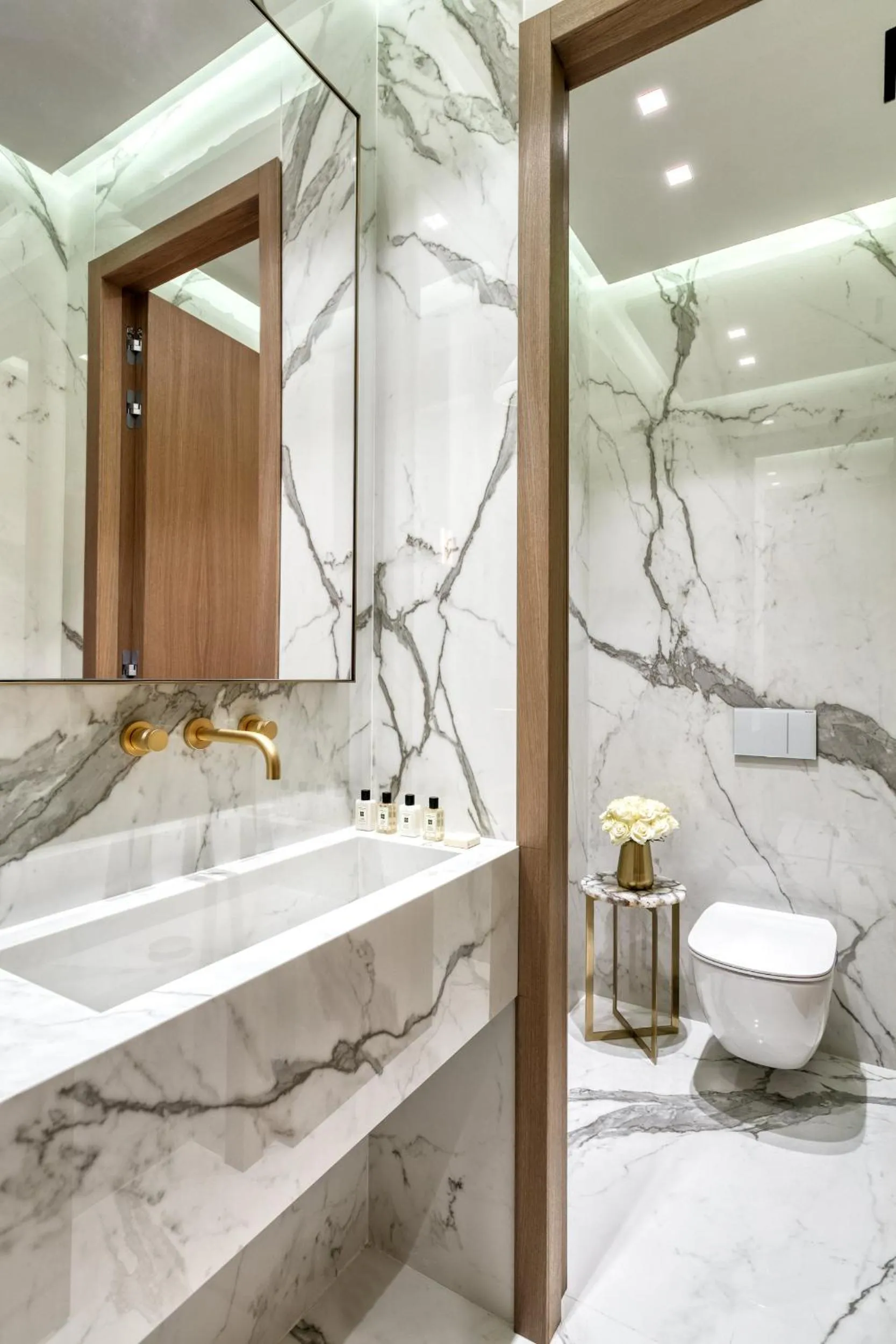 Toilet in The One Acropolis