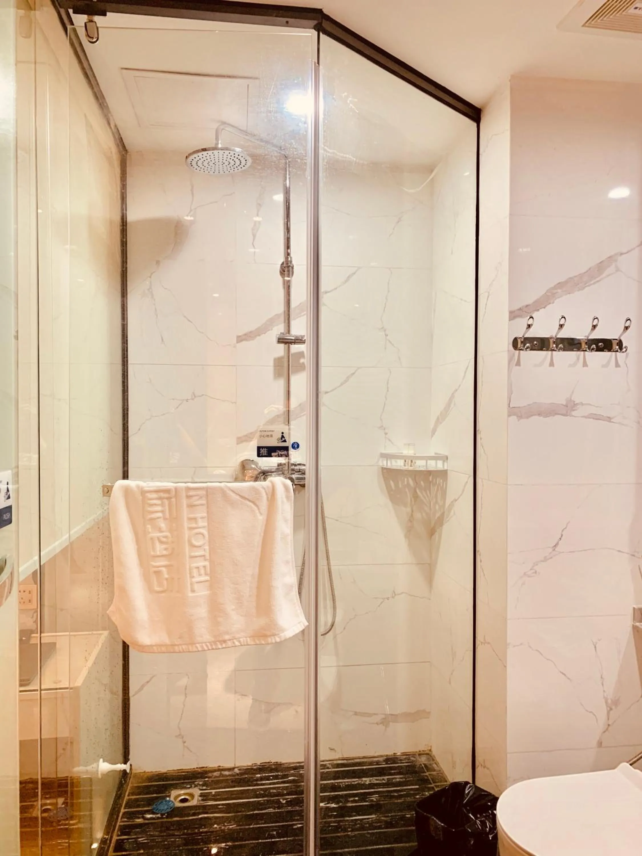 Bathroom in Youngsun Hotel