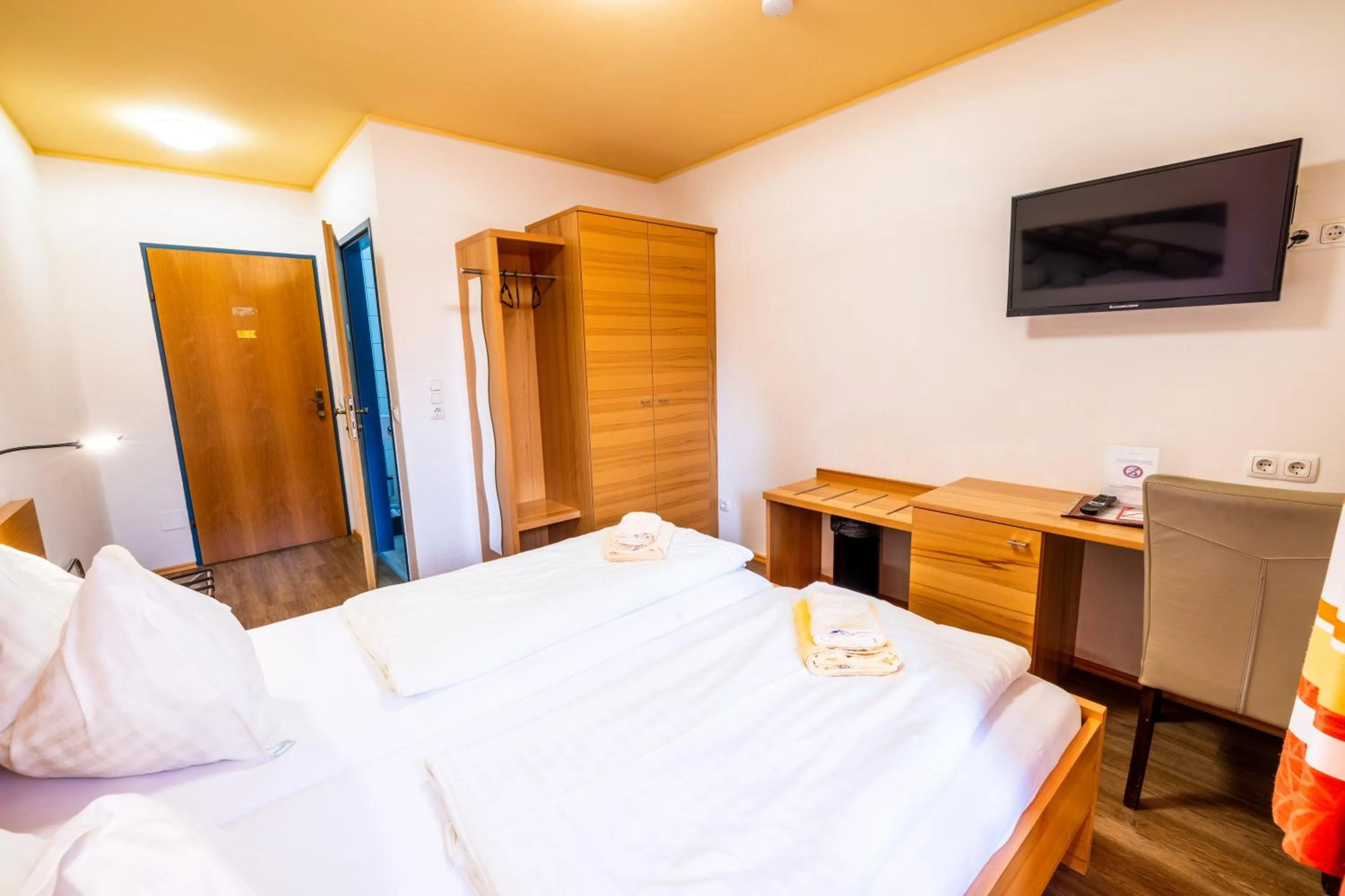 Bedroom, Bed in Egidiwirt Murau