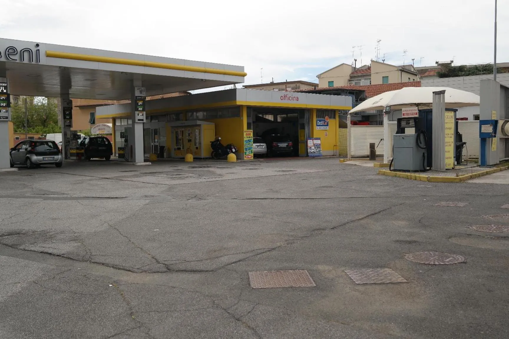 Property building in Hotel Houston Livorno - Struttura Esclusivamente Turistica - Not for Business or Workers