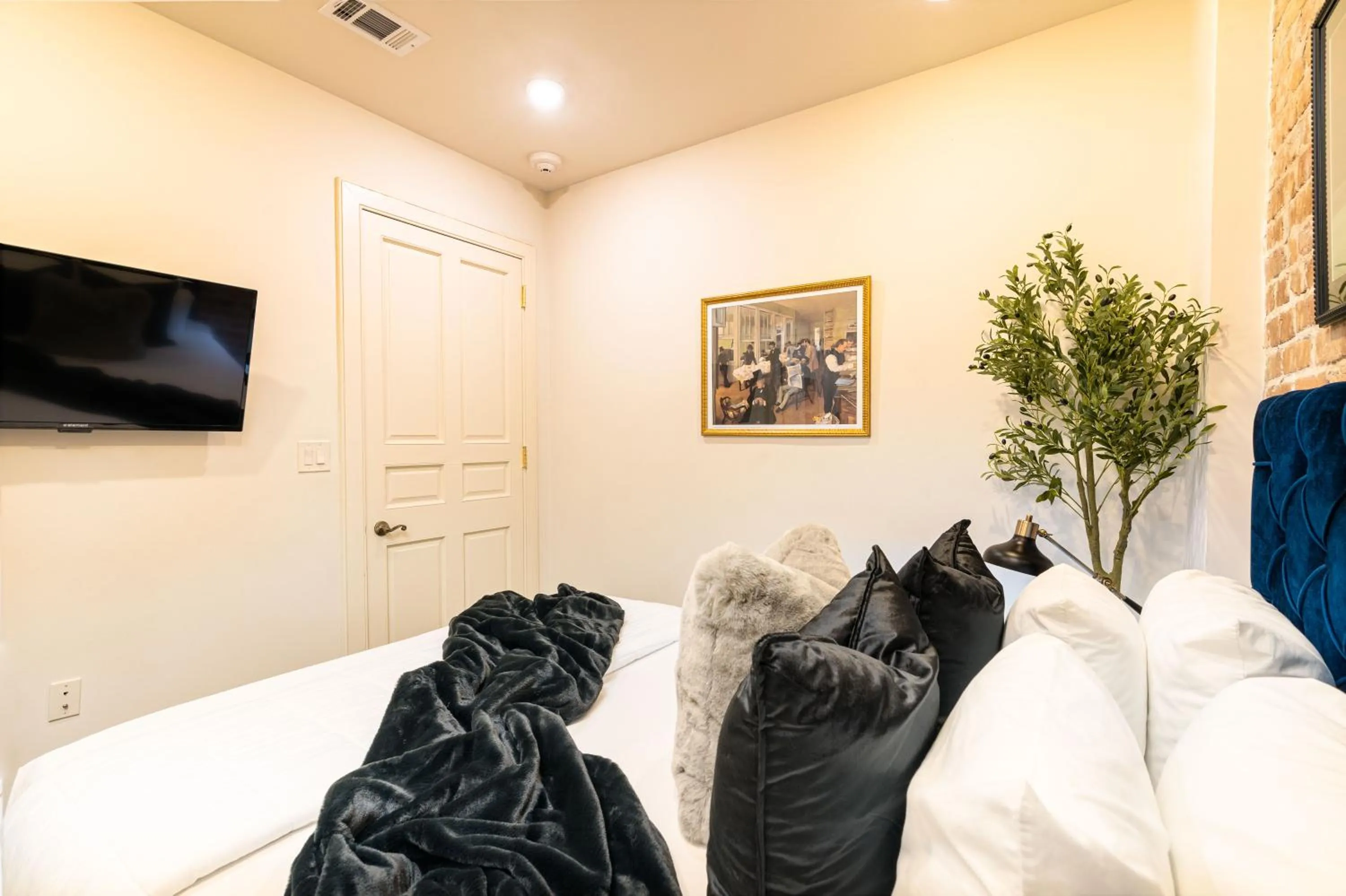 Bed in The Alexandre