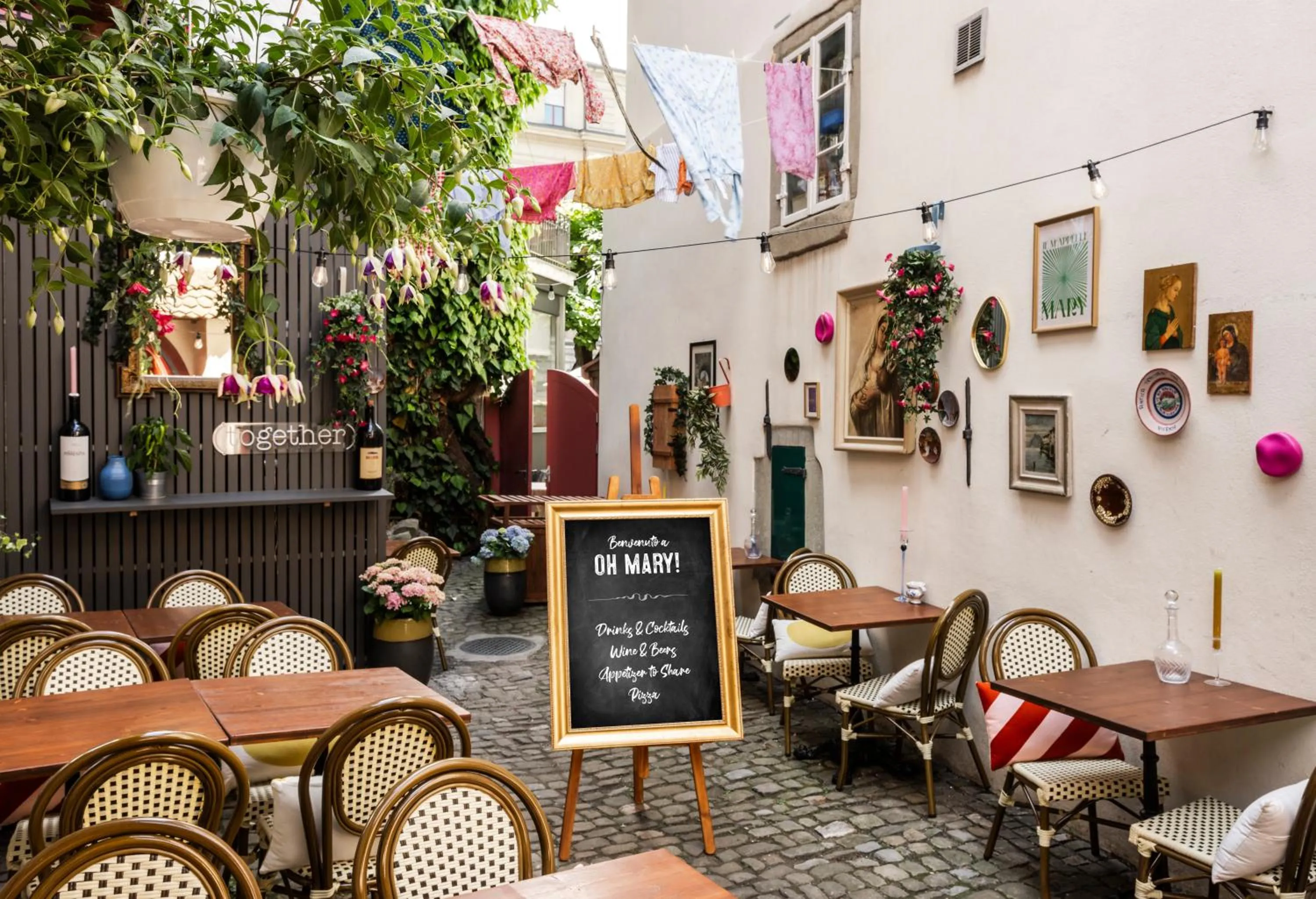Patio in Hotel Rebstock