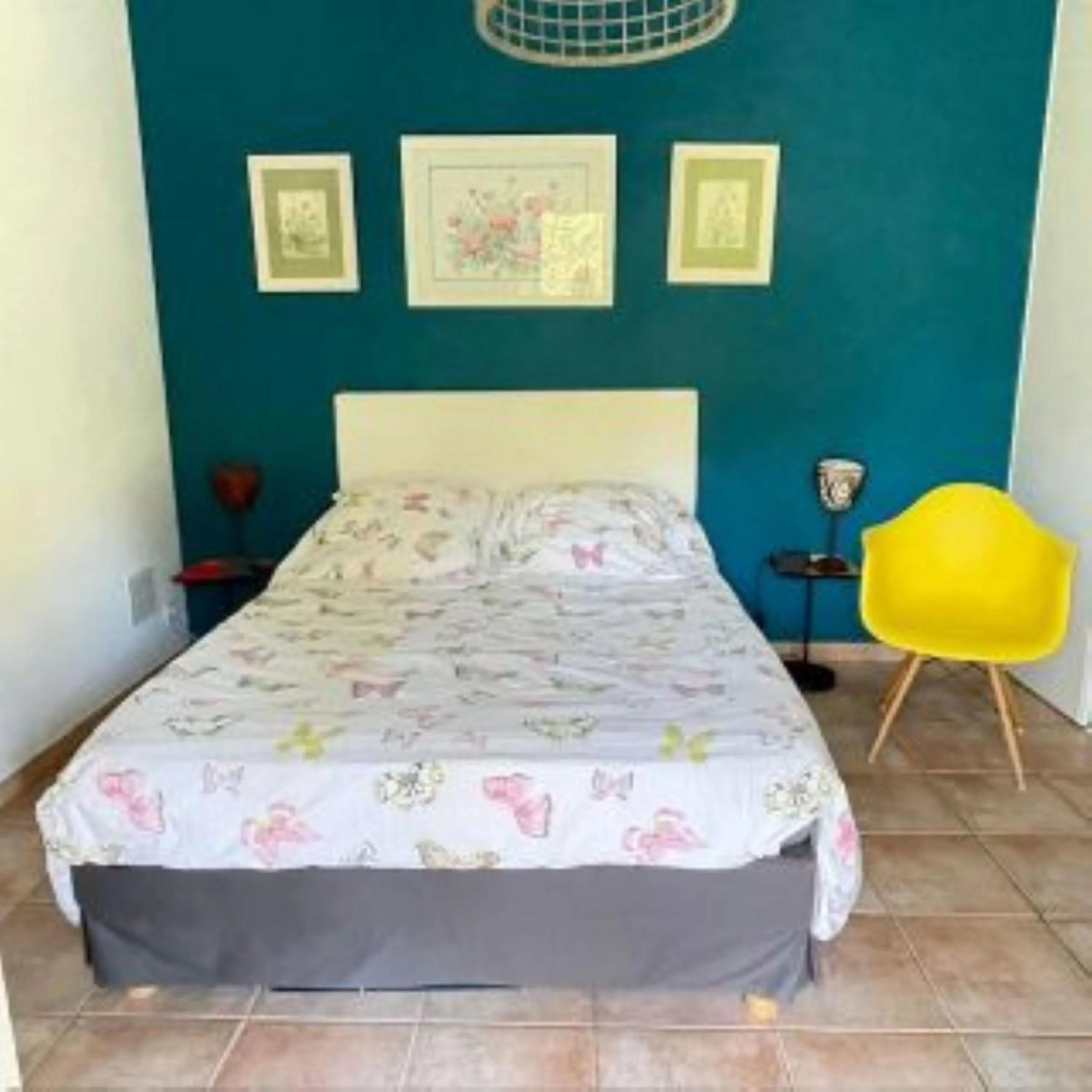 Bed in Chambres d'Hôtes d'Aliénor