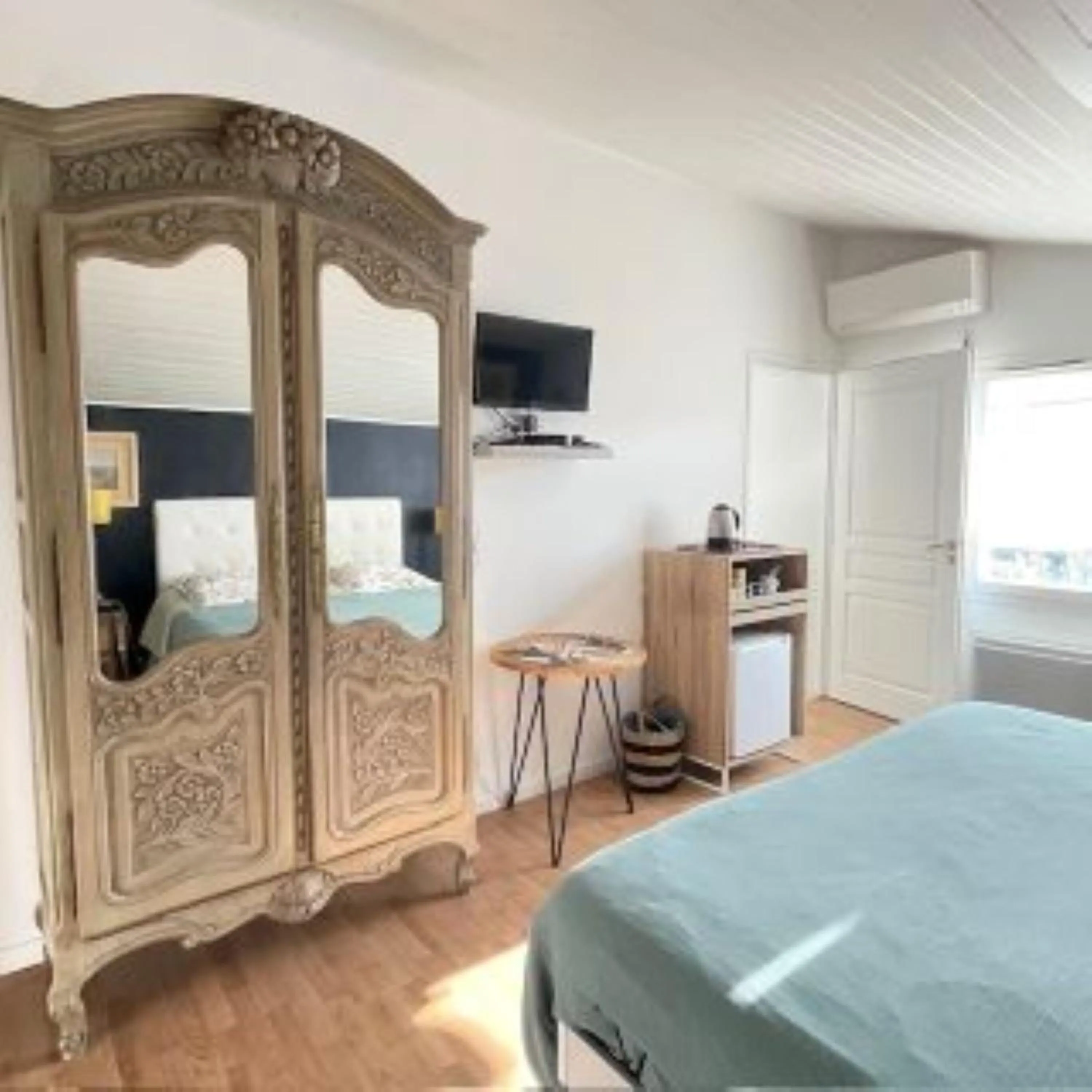 Bed in Chambres d'Hôtes d'Aliénor