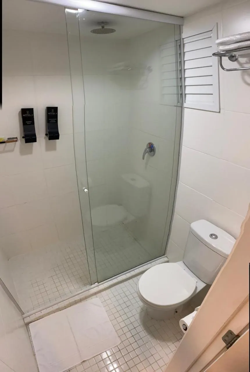 Bathroom in Hotel 7 Itajaí