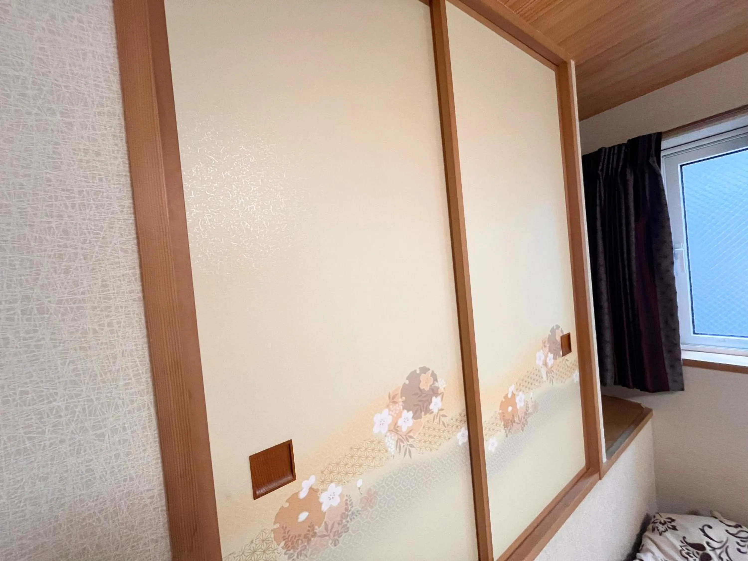 Bed in Hotel EL Shinjuku 6