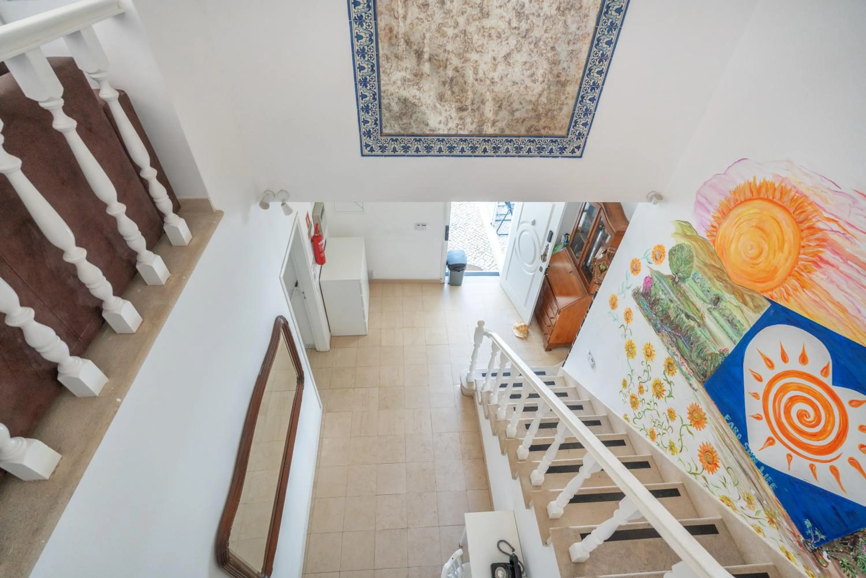 Blife Sun Hostel & Rooms