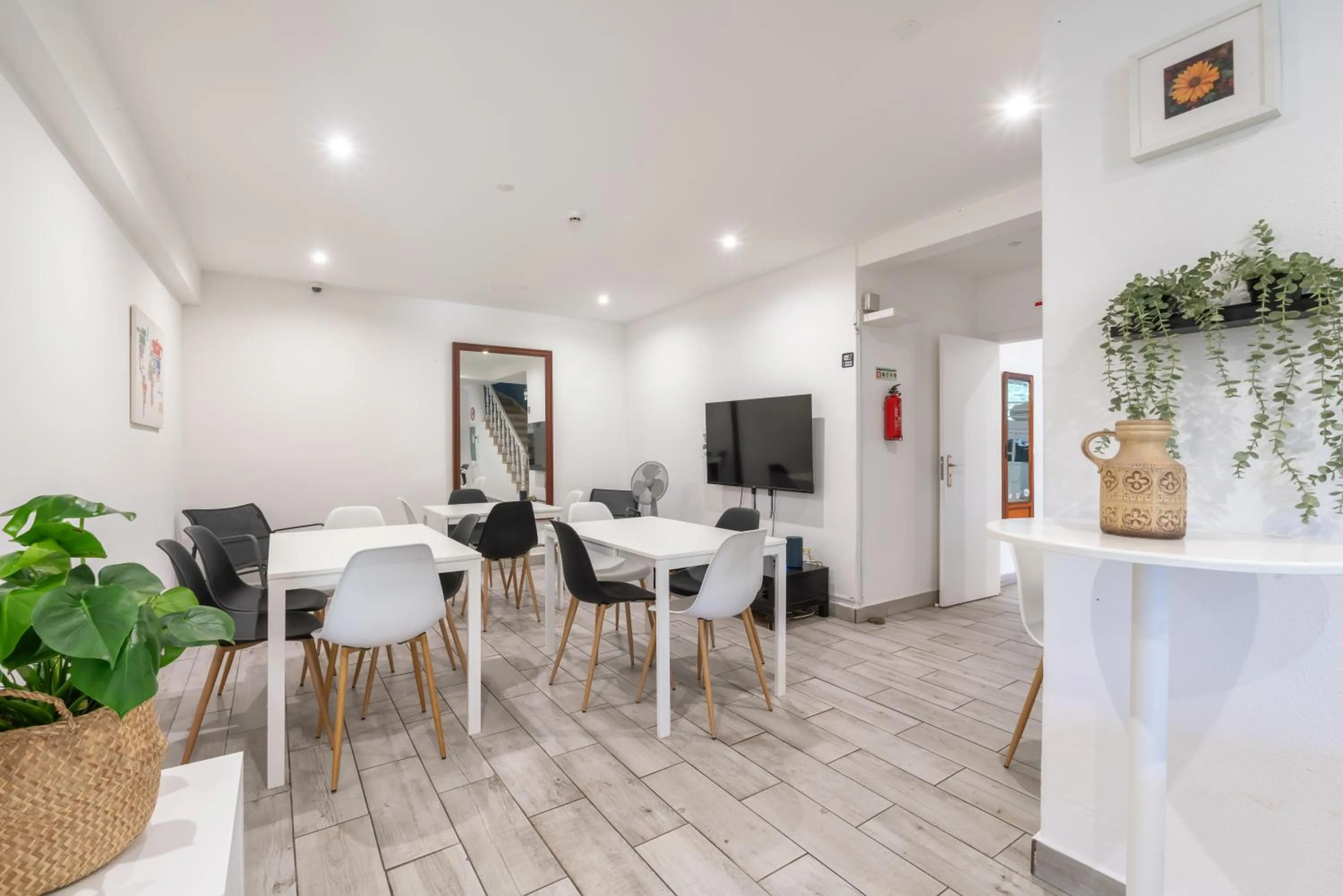 Blife Sun Hostel & Rooms