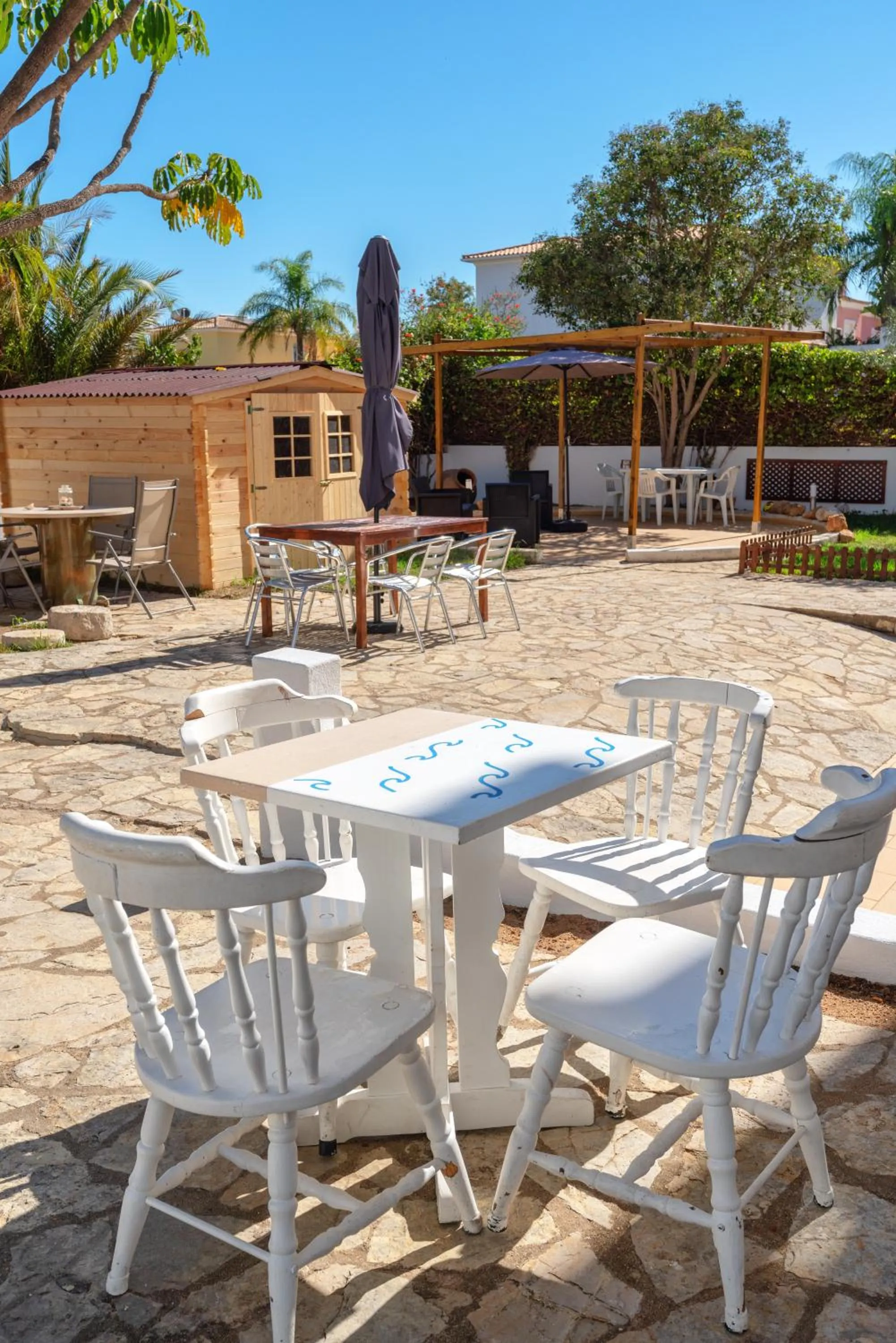 Blife Sun Hostel & Rooms