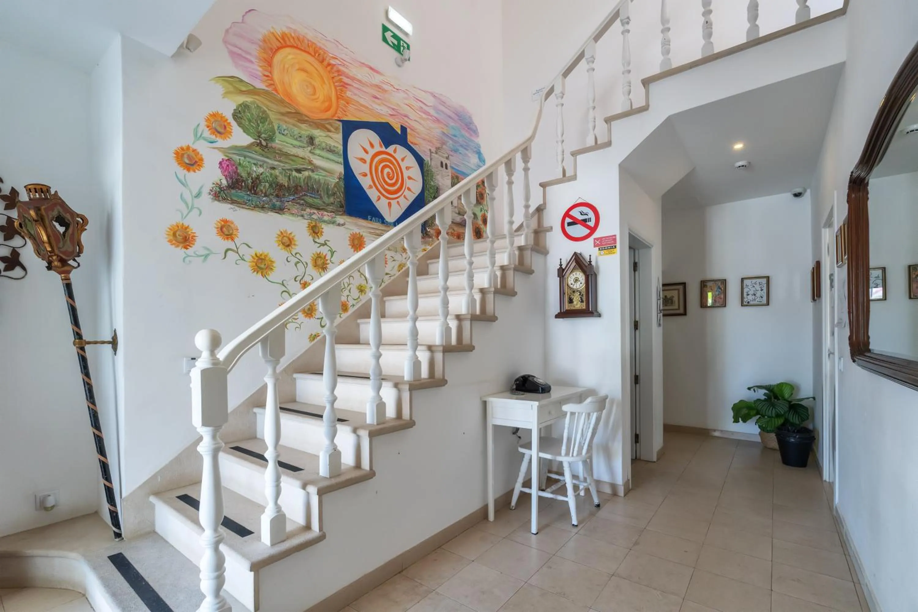 Blife Sun Hostel & Rooms