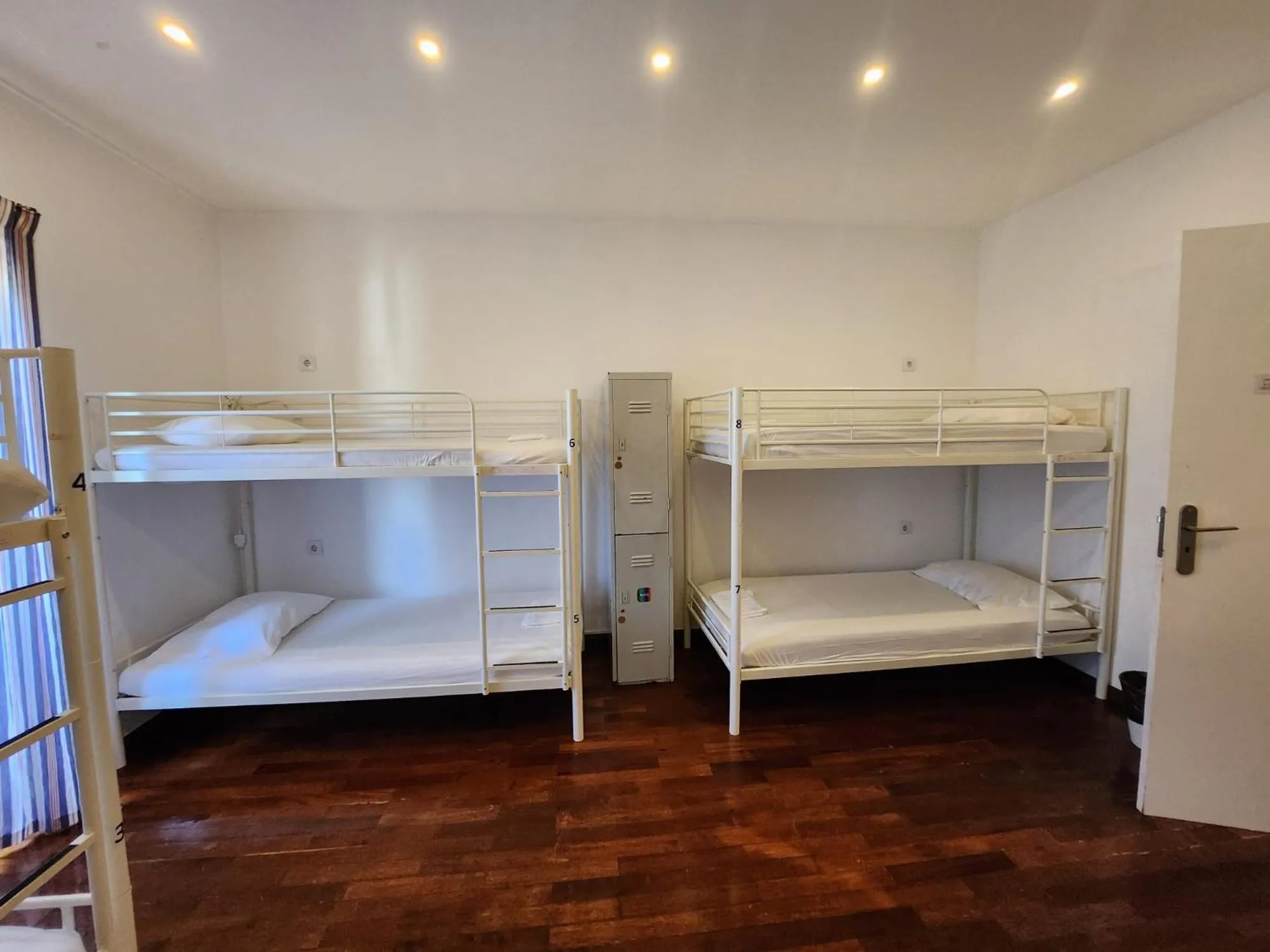 Bunk Bed in Female Dormitory Room   in Blife Sun Hostel & Rooms