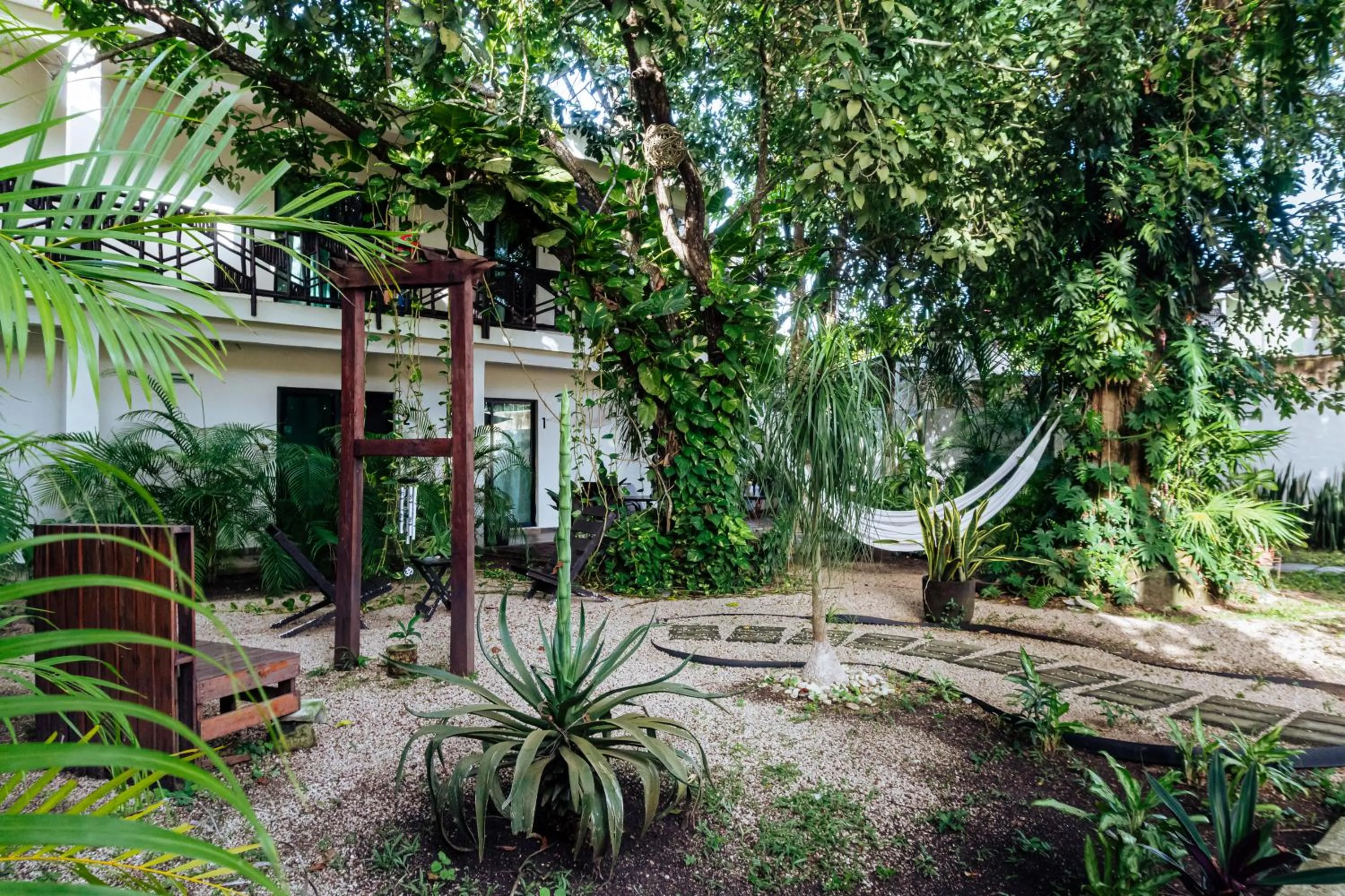 Garden in Hotel Brisas Bacalar