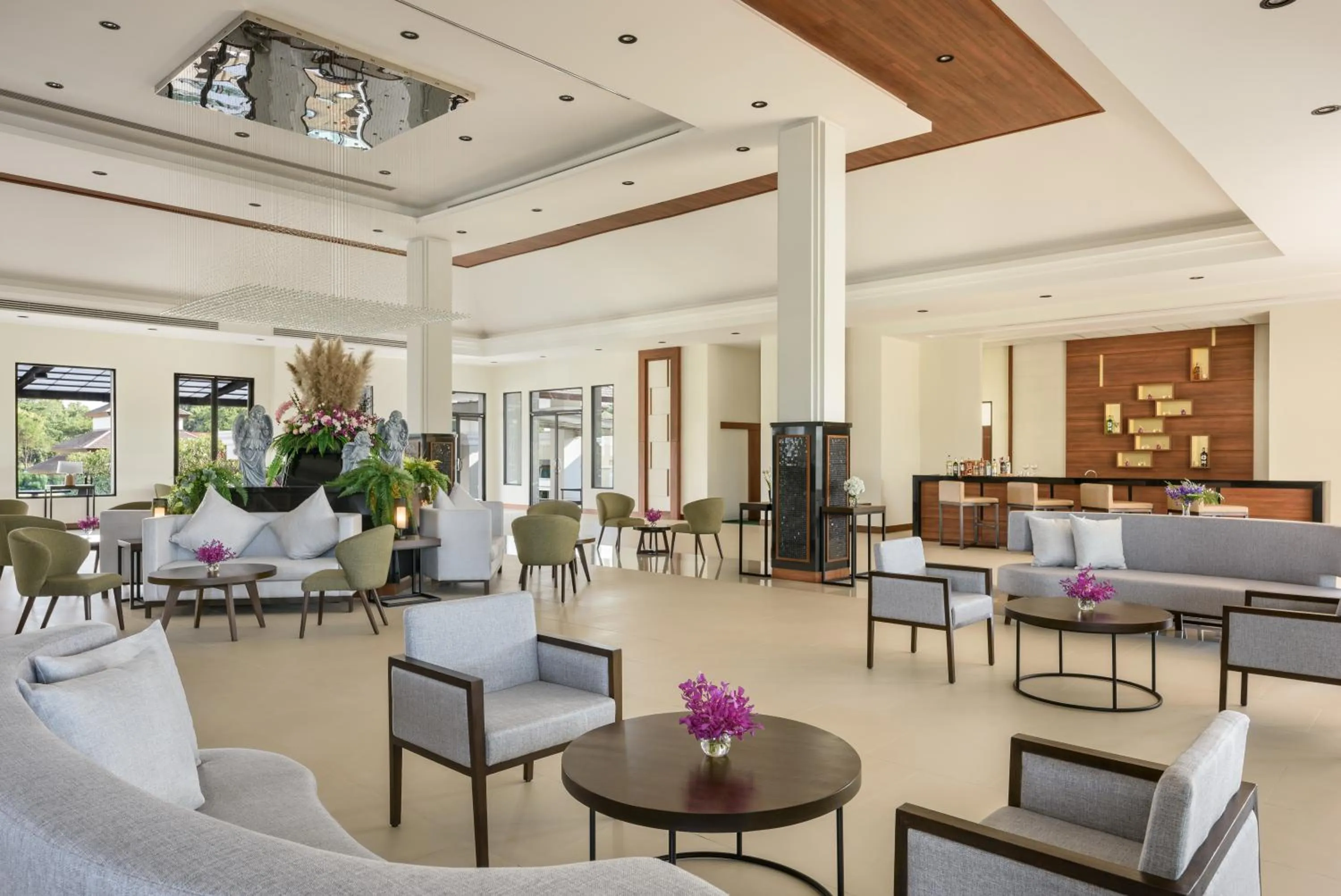 Lobby or reception in Chainarai Riverside - SHA Plus Certified