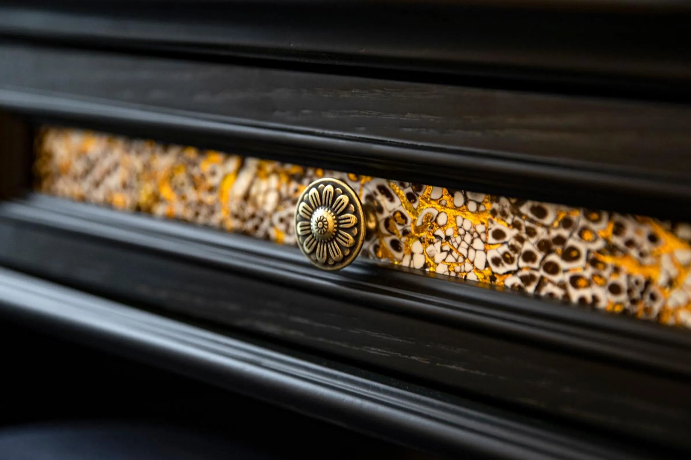 Property building in Ha Long Essence Hotel