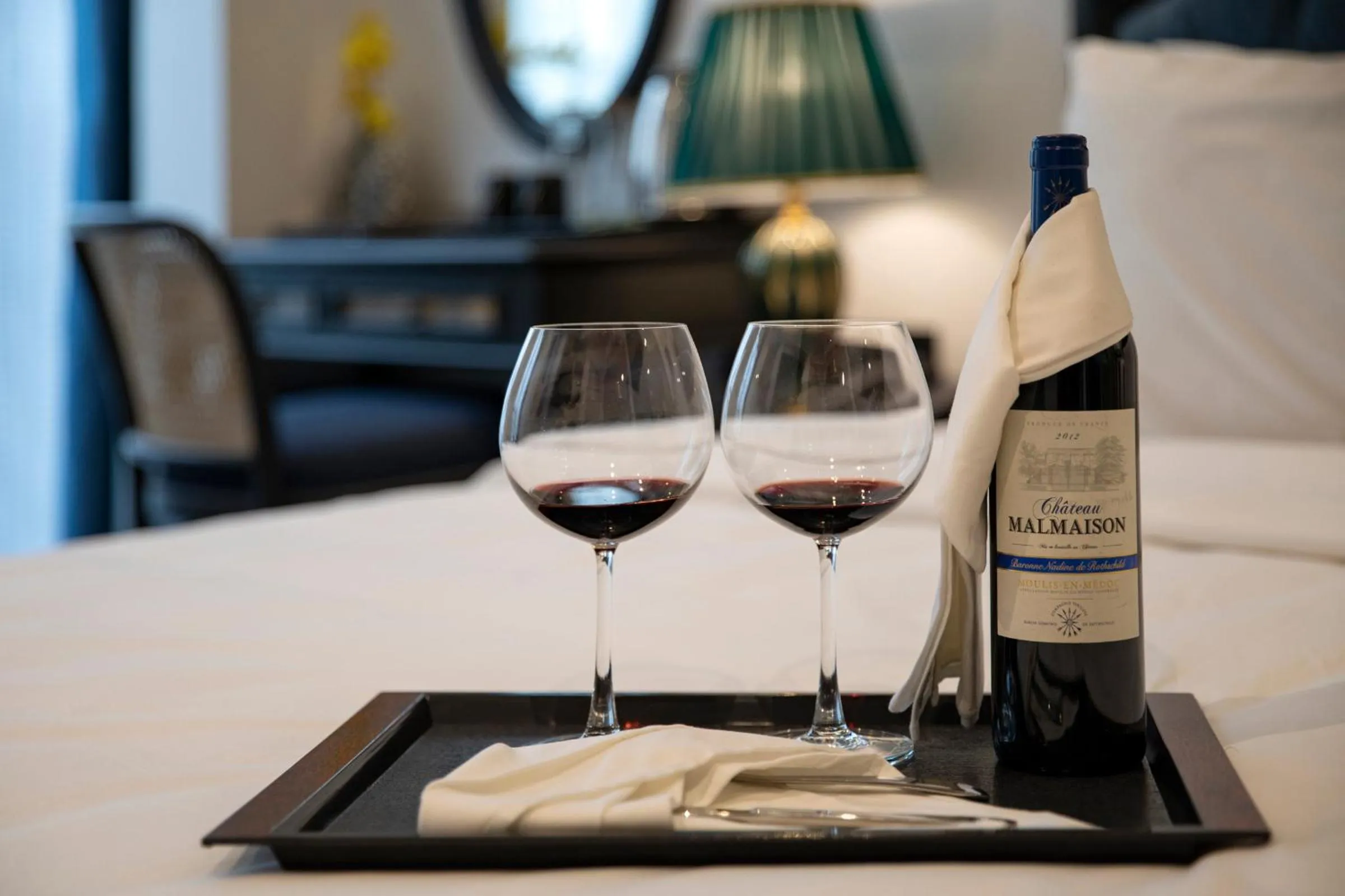 Property building, Bed in Ha Long Essence Hotel