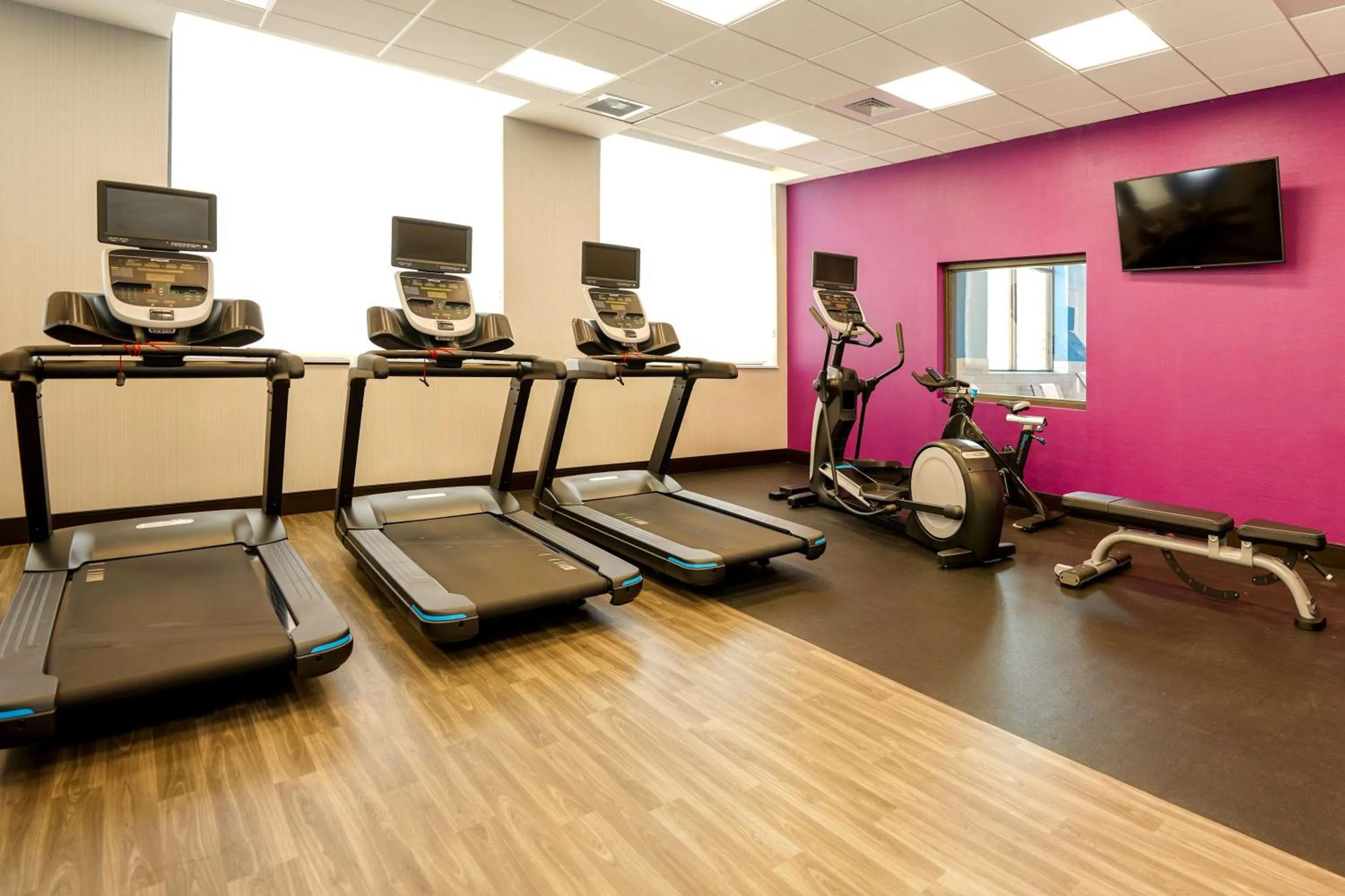 Fitness centre/facilities in Hampton Inn & Suites Aurora South, Co