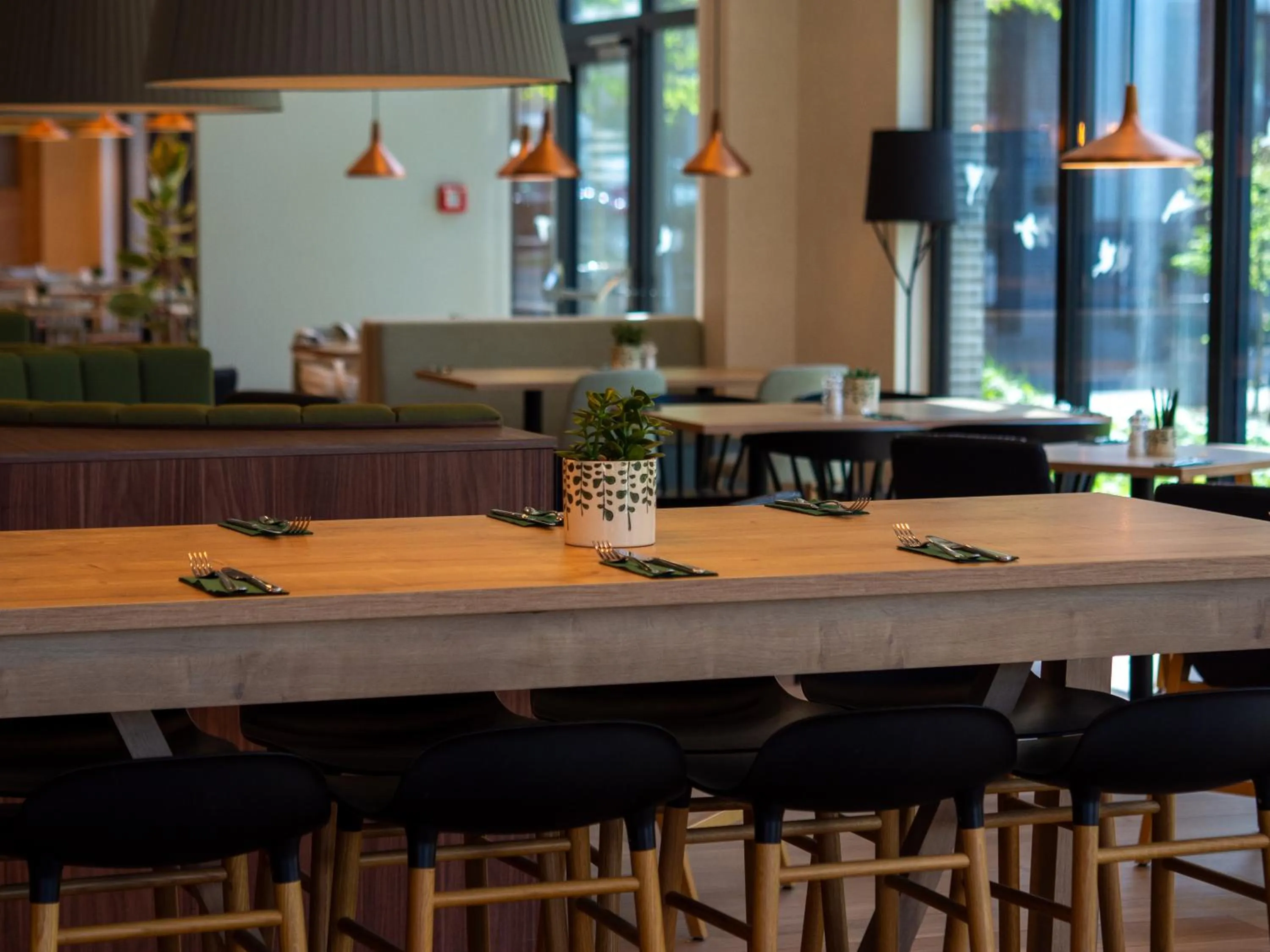 Restaurant/places to eat in Hilton Garden Inn Munich Messe