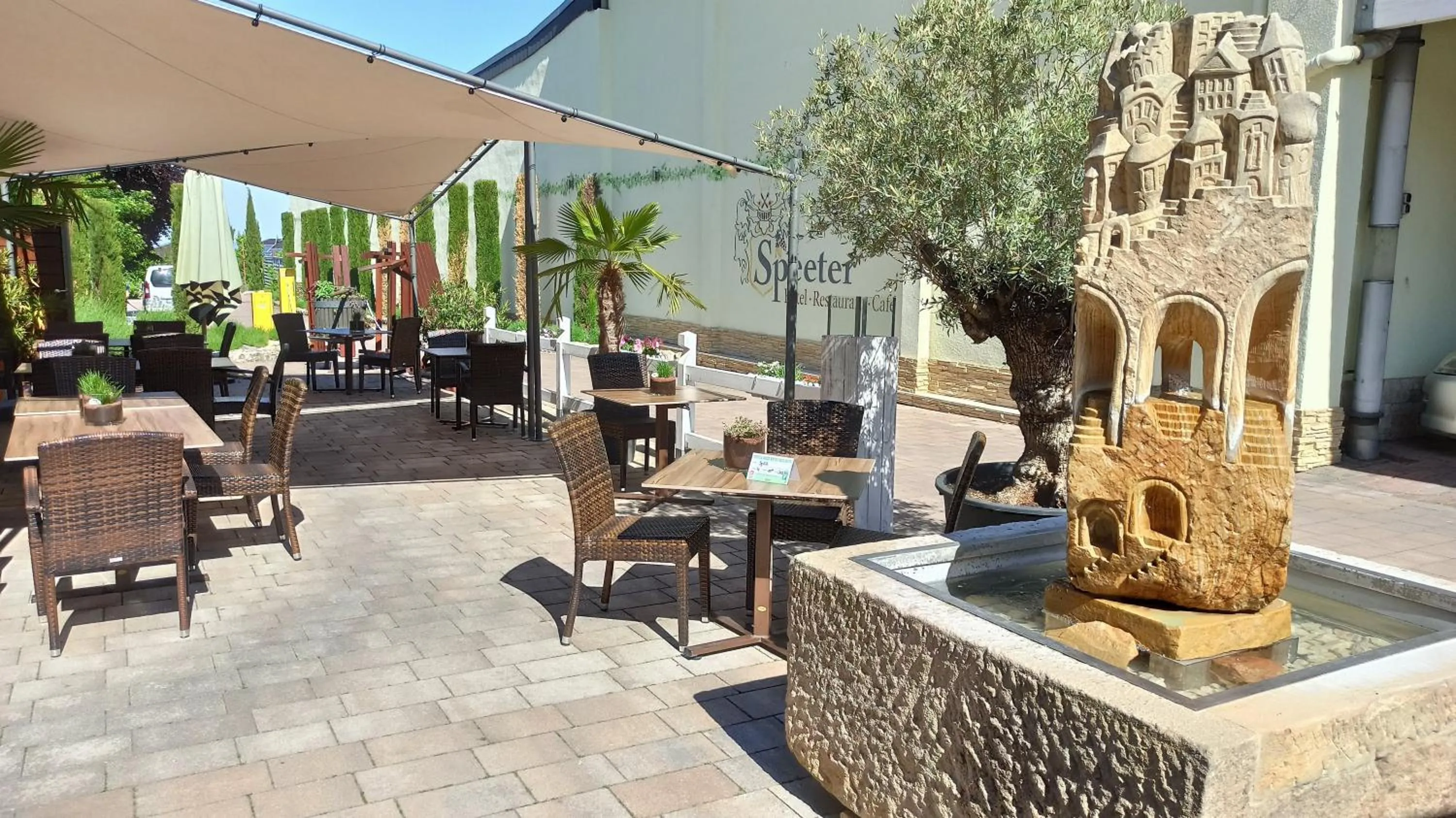 Restaurant/places to eat in Hotel Speeter