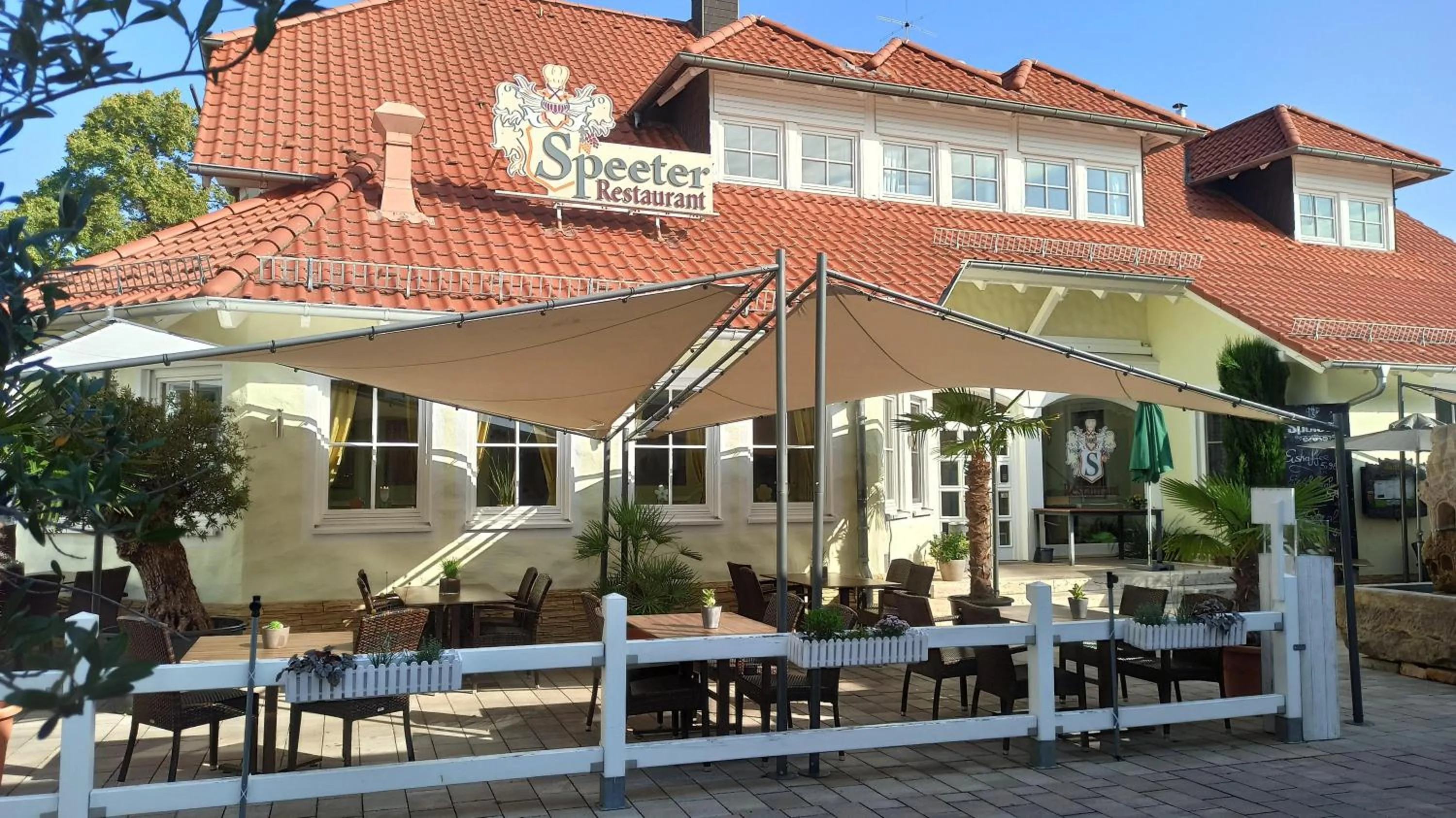 Property building in Hotel Speeter