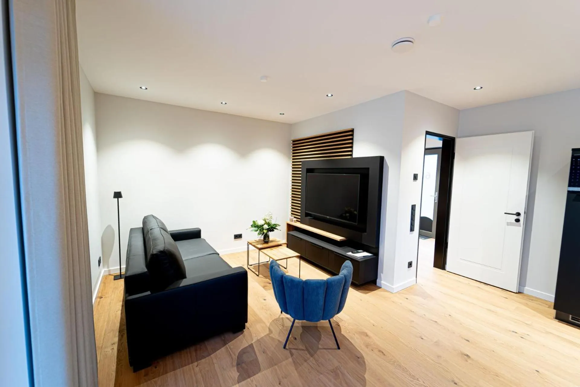 Communal lounge/ TV room in See und Sporthotel Ankum mit Lakeside Apartments