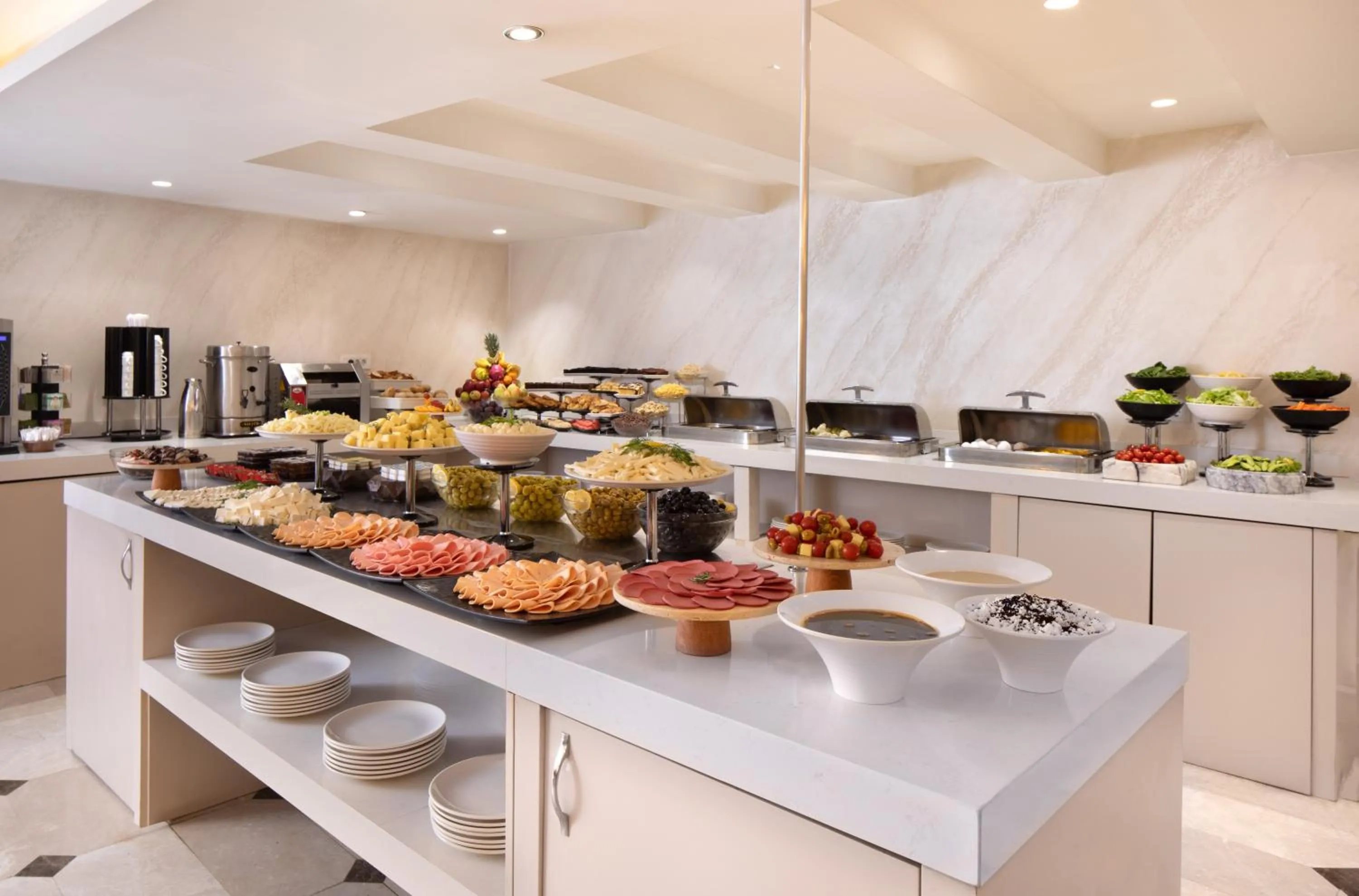 Breakfast in Great Fortune Design Hotel & Spa