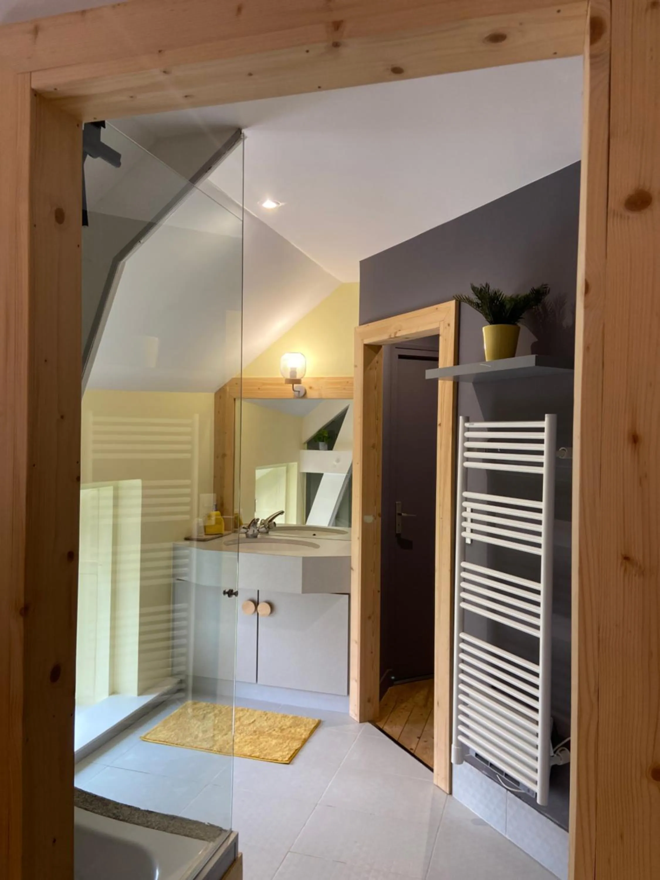 Bathroom in Au fil de l’Ô