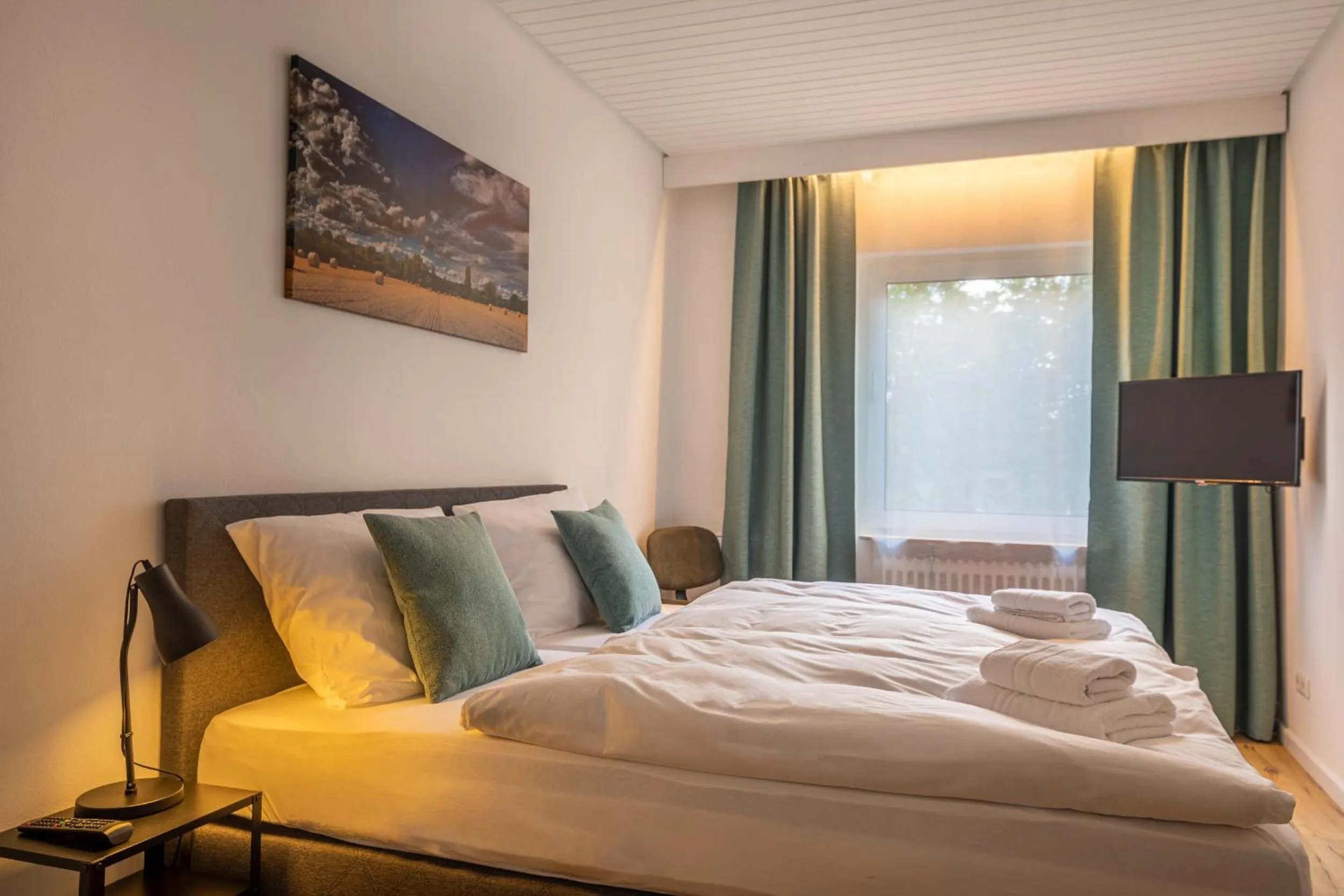 Photo of the whole room, Bed in Hotel Clement - Bed & Breakfast