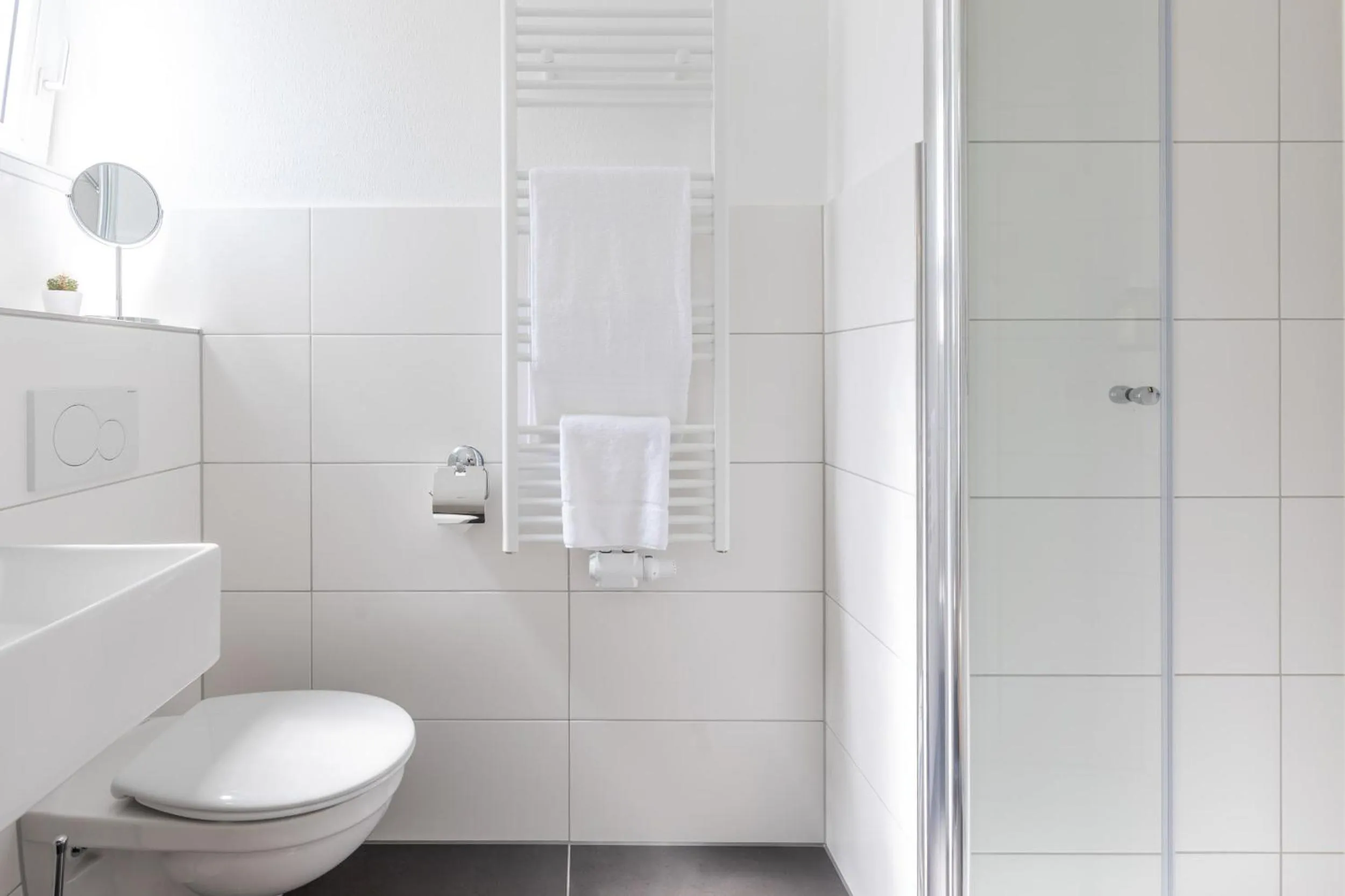 Bathroom in Hotel Clement - Bed & Breakfast