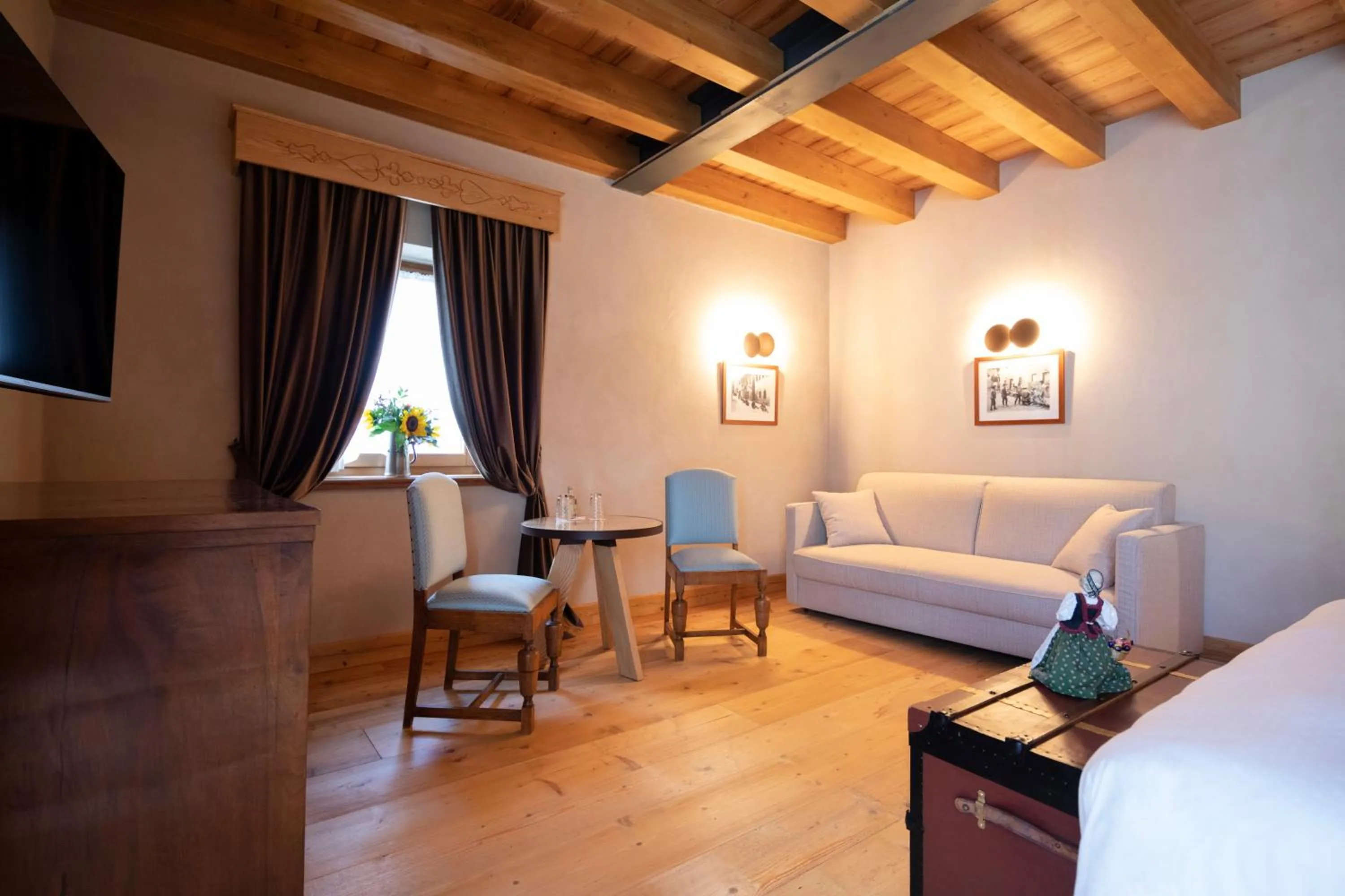 Seating area, Bed in Al Capriolo