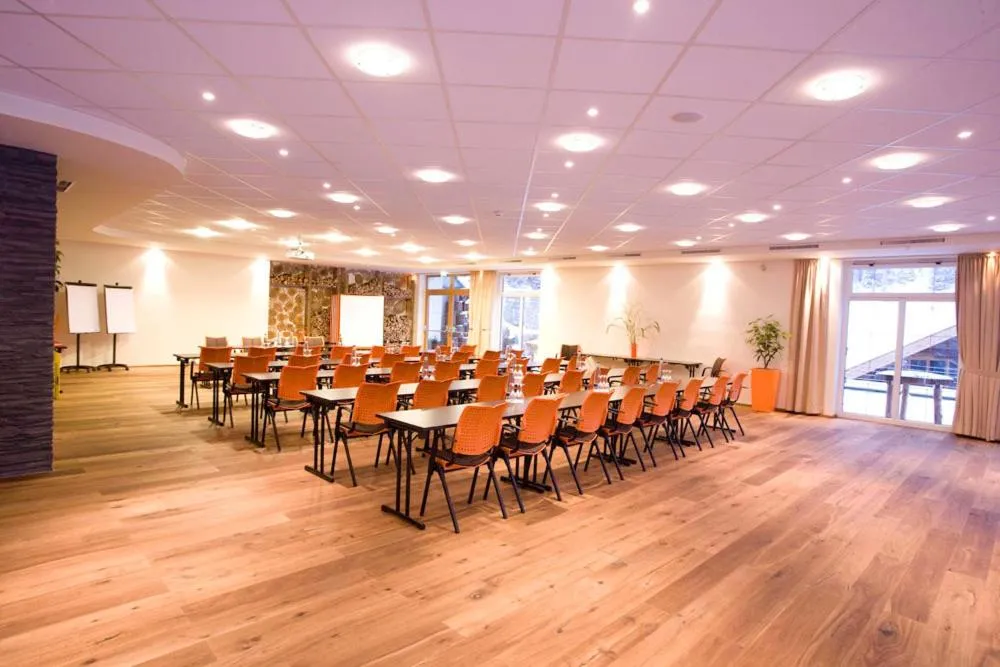 Meeting/conference room in Feuriger Tatzlwurm Berghotel & Spa, BW Signature Collection