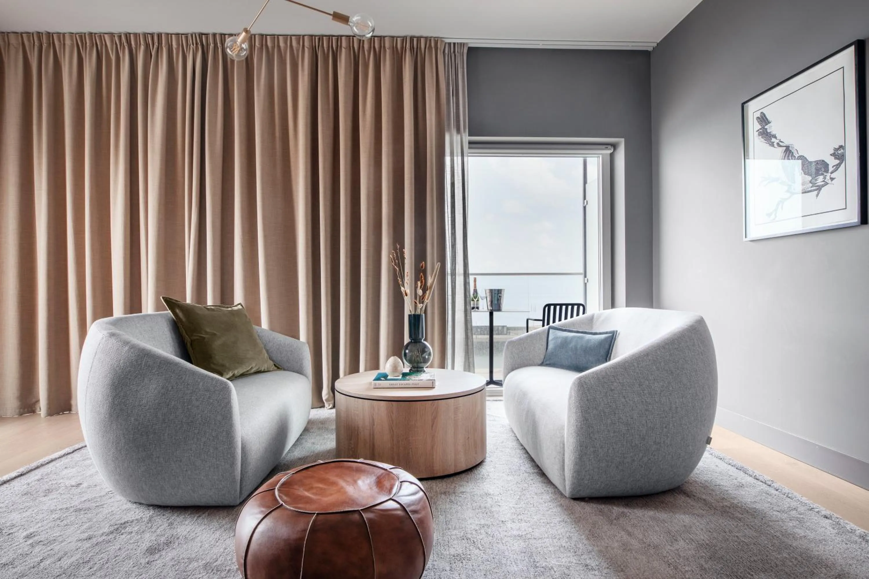 Seating area in Clarion Hotel Sea U