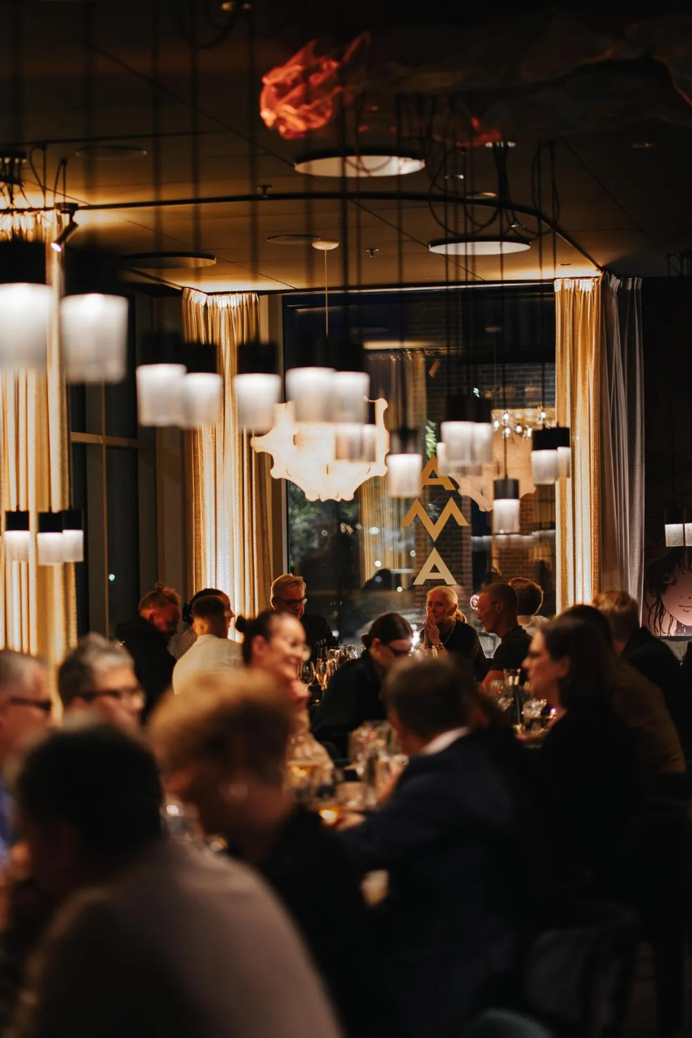 Restaurant/places to eat in Clarion Hotel Sea U