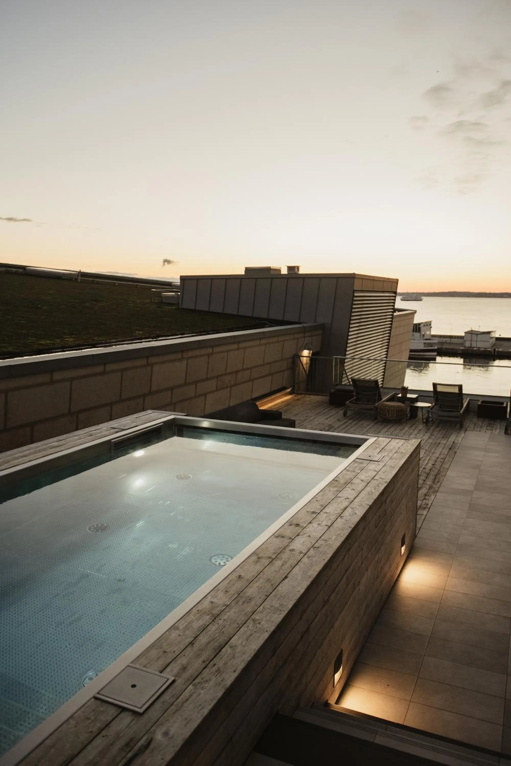 Pool view in Clarion Hotel Sea U