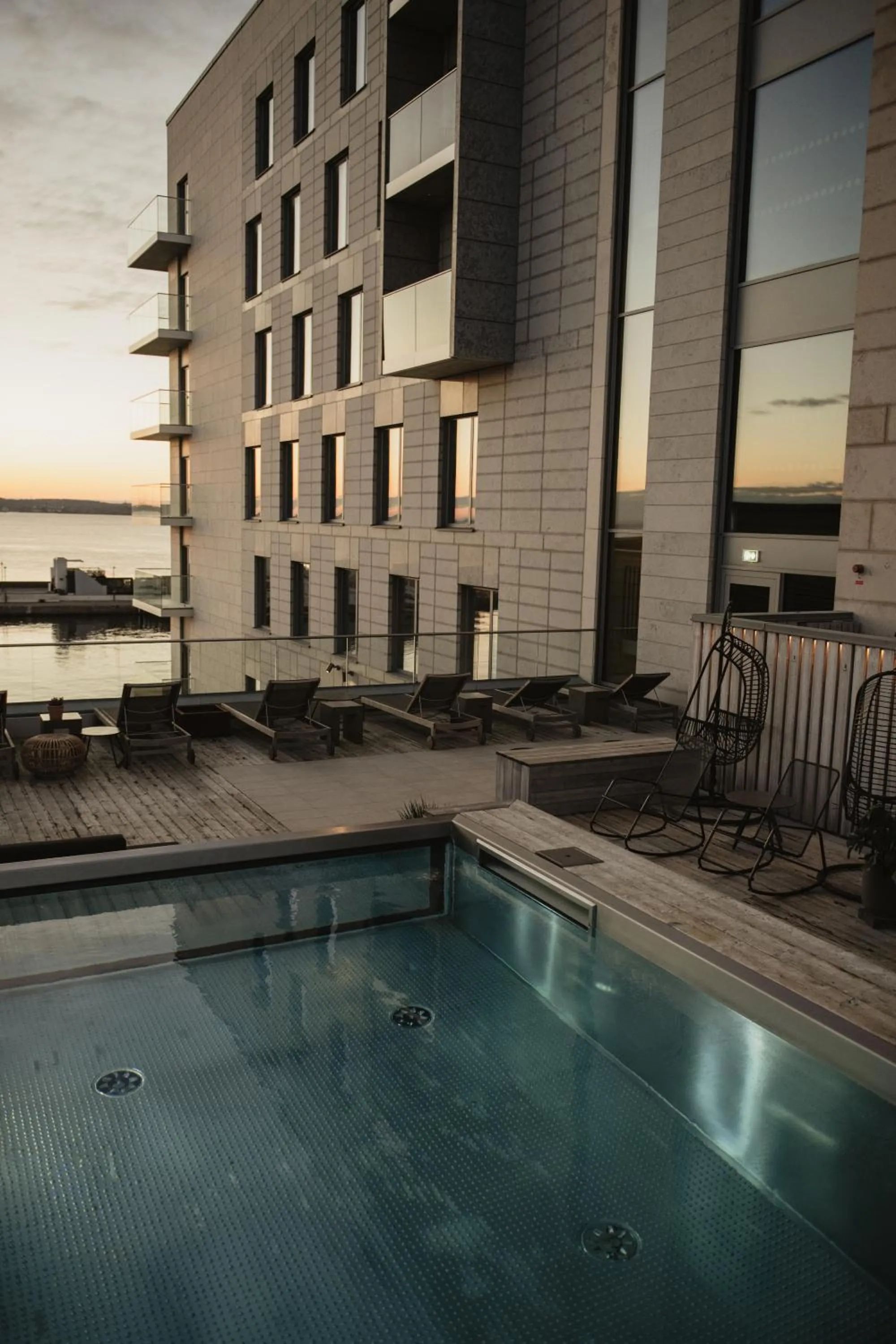 Pool view in Clarion Hotel Sea U