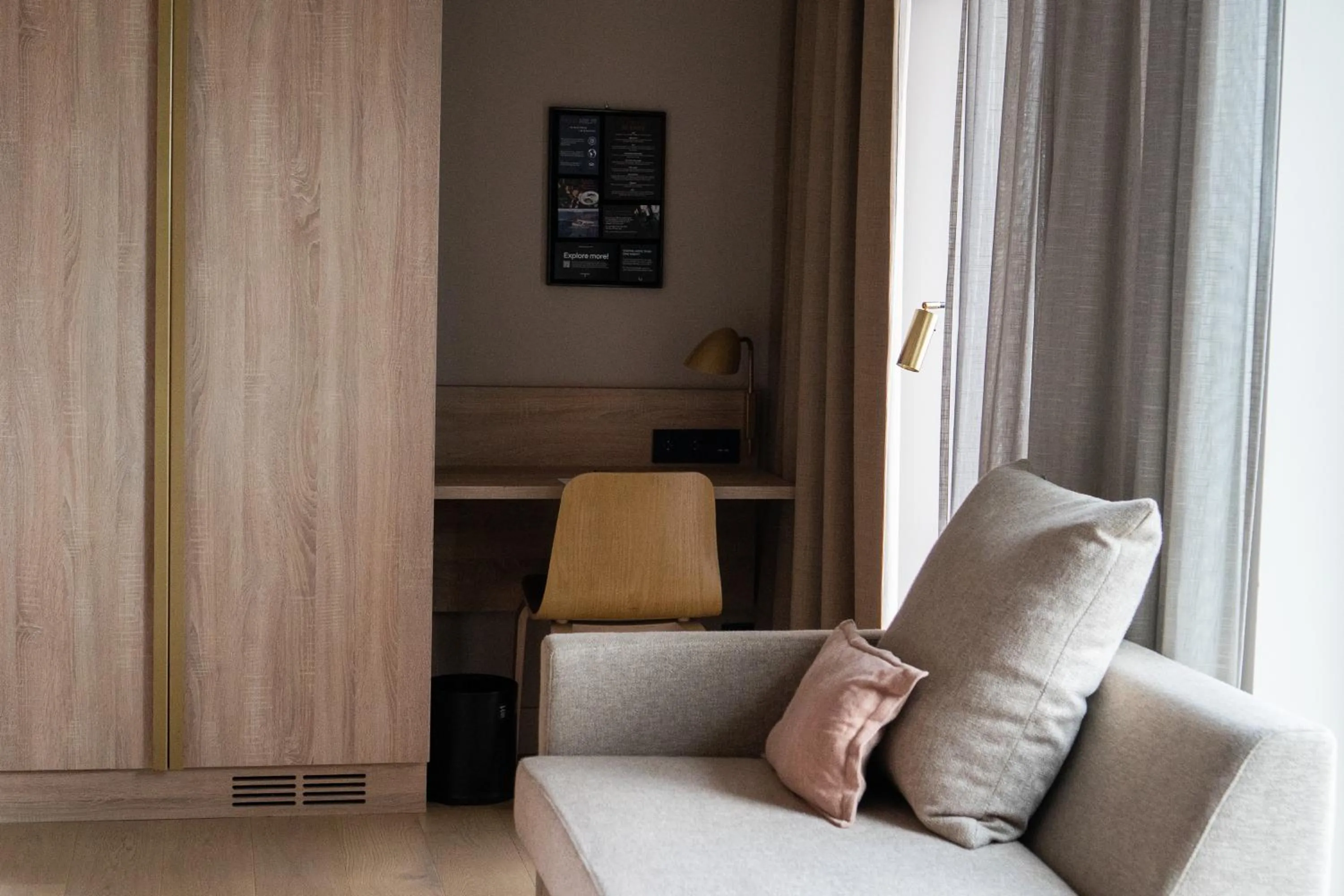 Seating area in Clarion Hotel Sea U