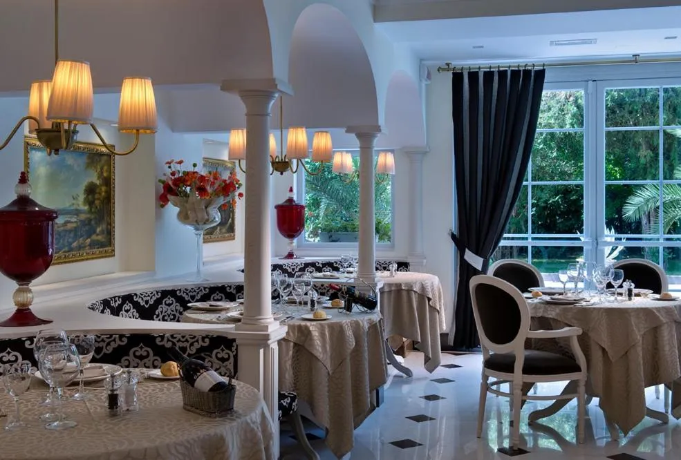 Restaurant/places to eat in Tritone LUXURY HOTEL THERMAE & SPA